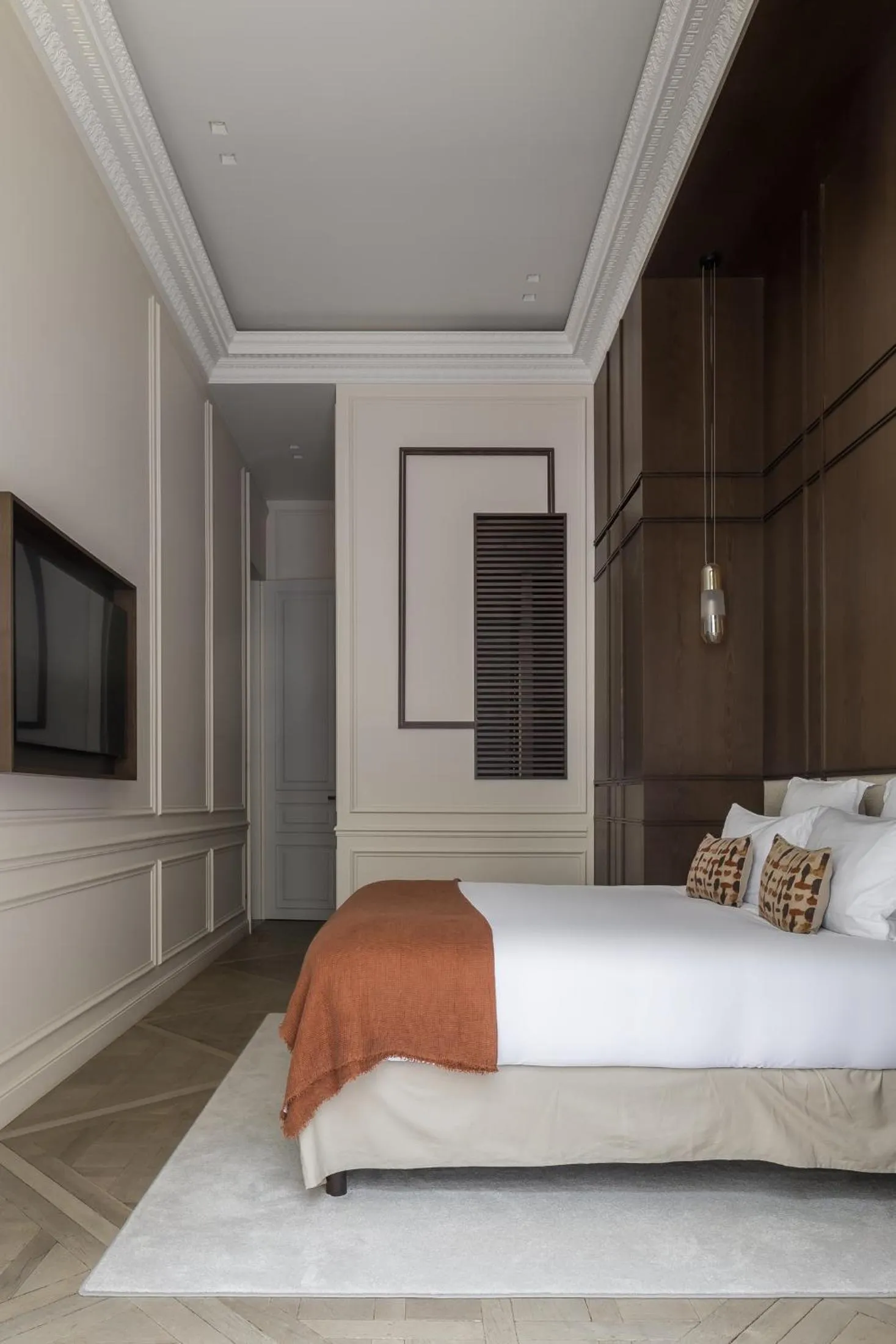 Bedroom, Bed in HIGHSTAY - Luxury Serviced Apartments - Louvre