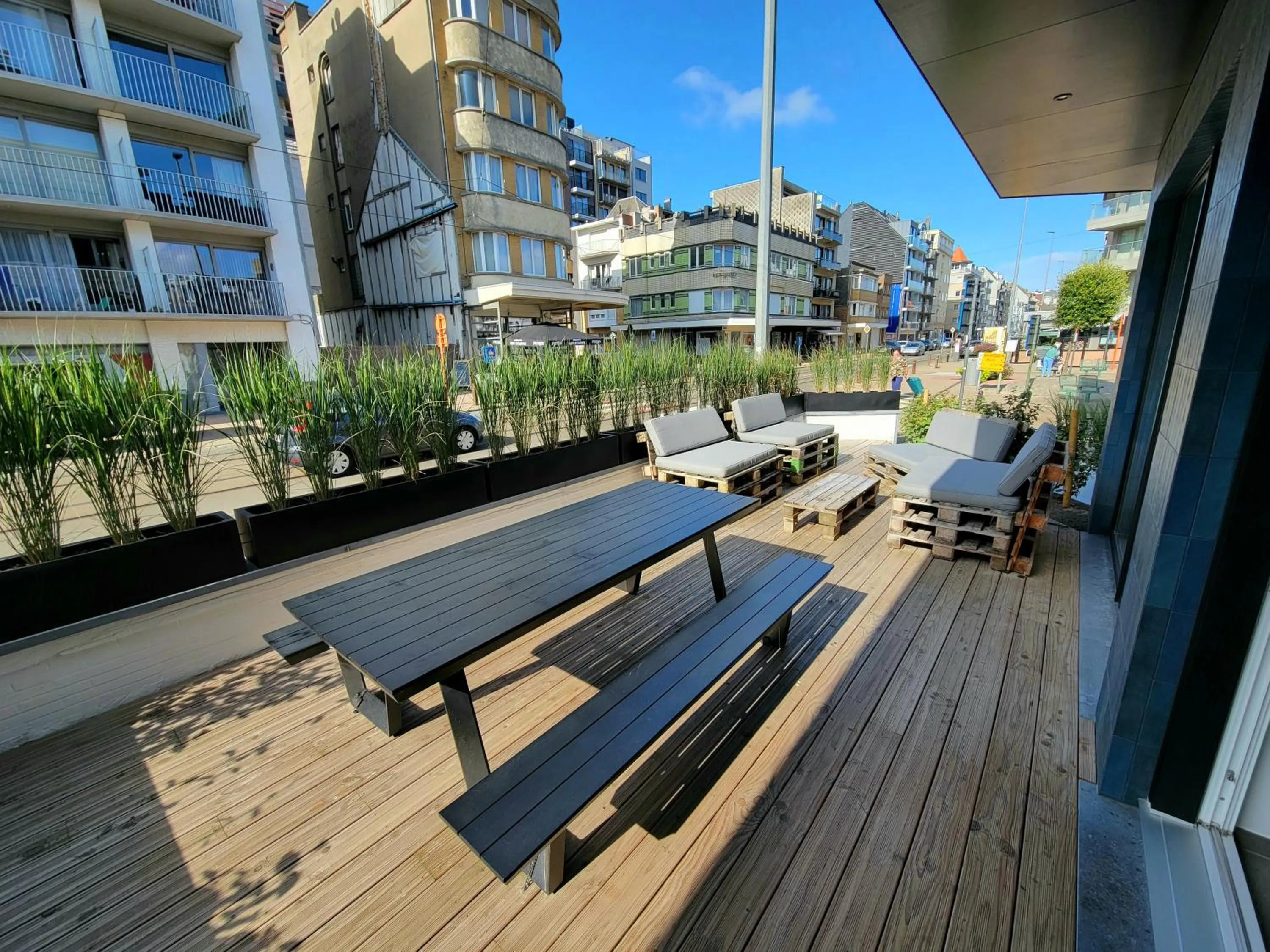 Family apartment on the ground floor with terrace - Panne A Côte
