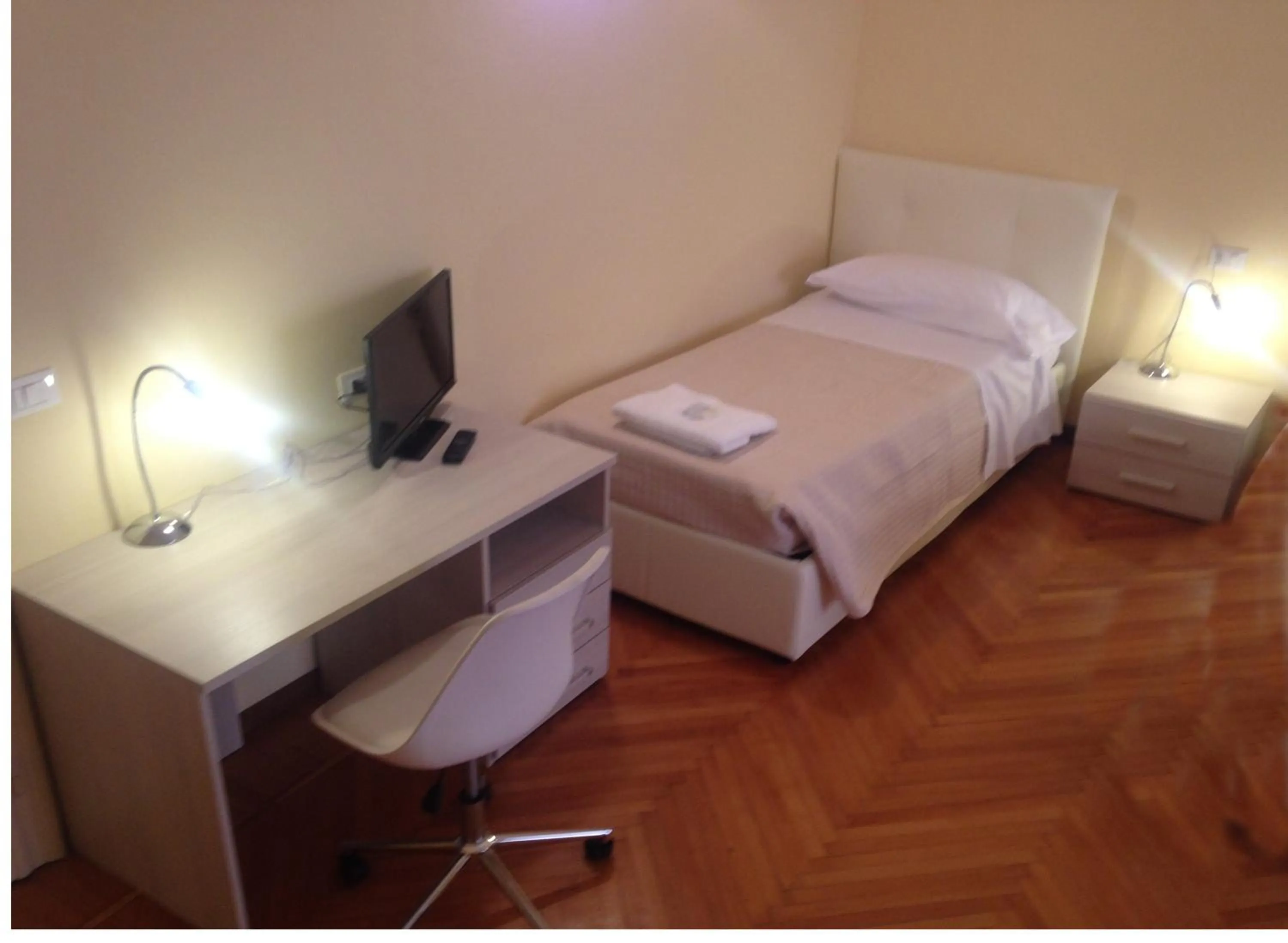 Bedroom, Bed in Alle Torri