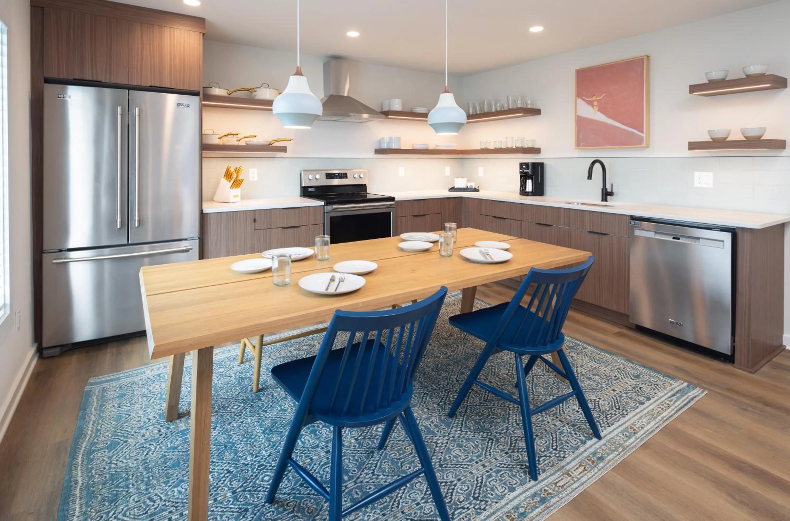 Kitchen or kitchenette in Oceaneer Hotel