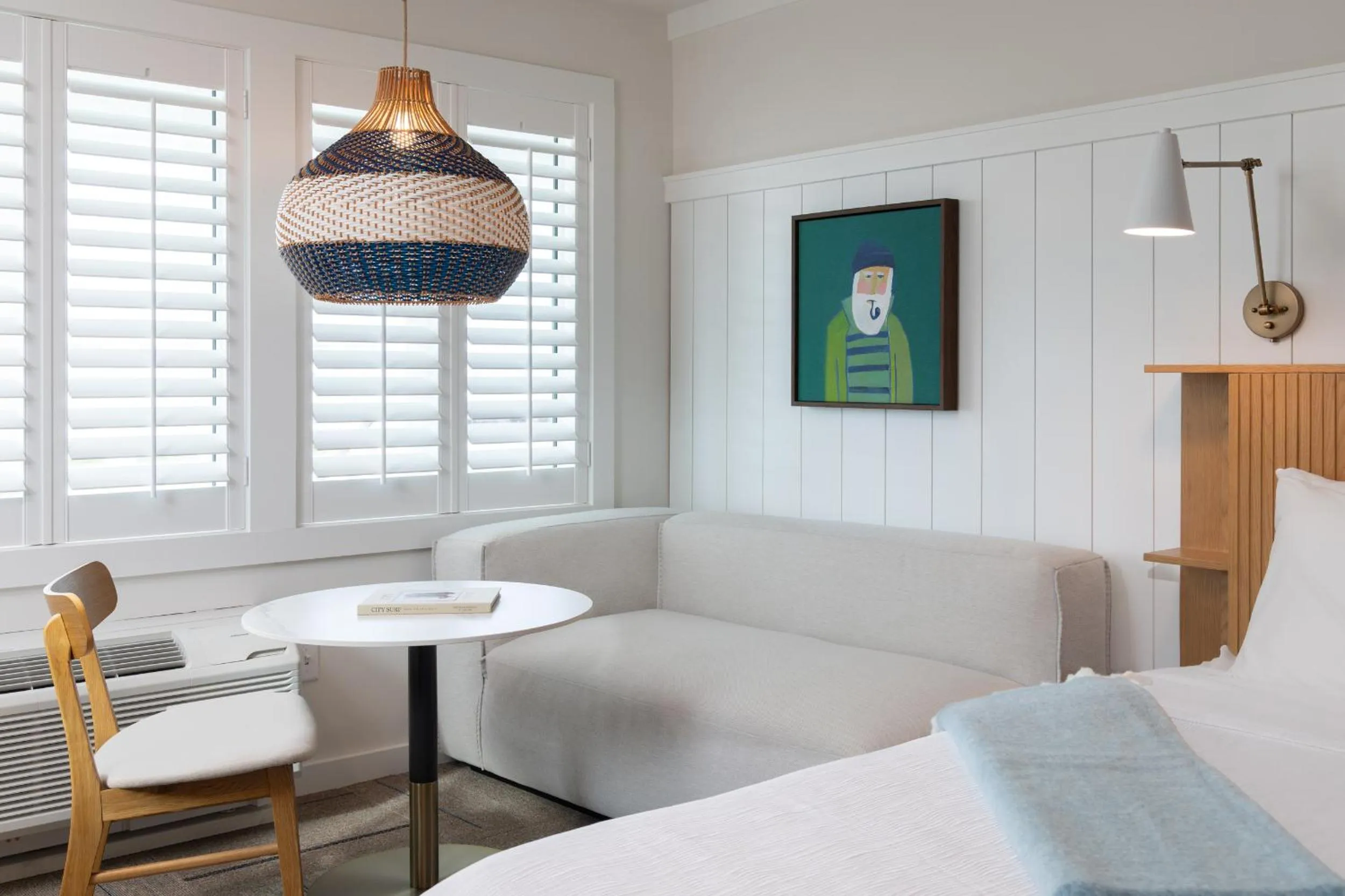 Seating area in Oceaneer Hotel