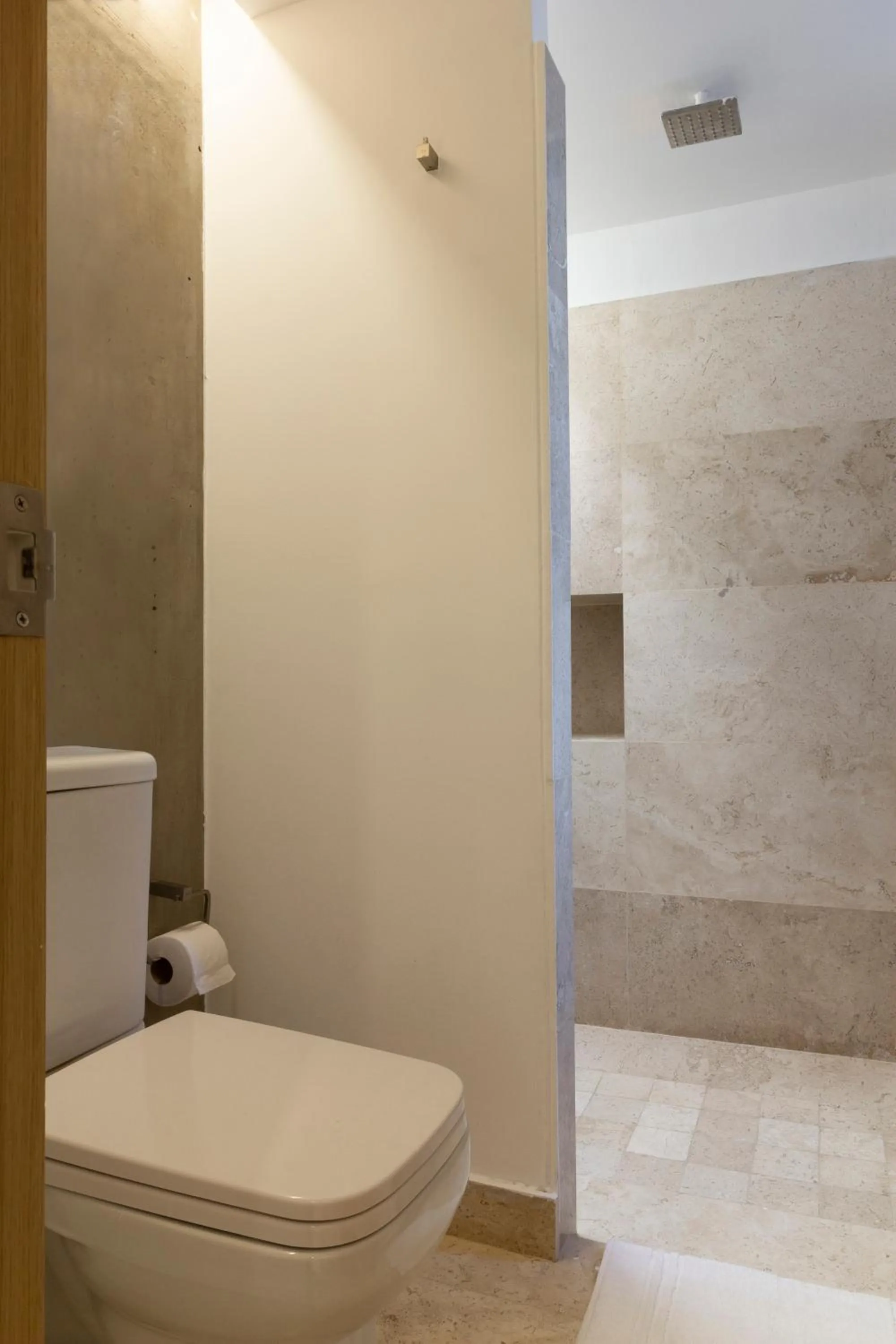 Bathroom in El Doce by HomiRent