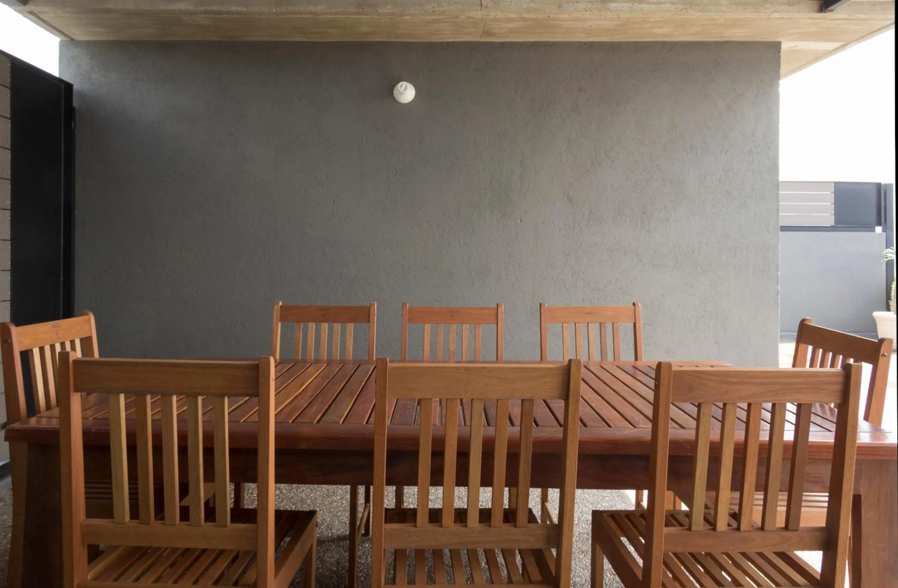 Seating area in El Doce by HomiRent