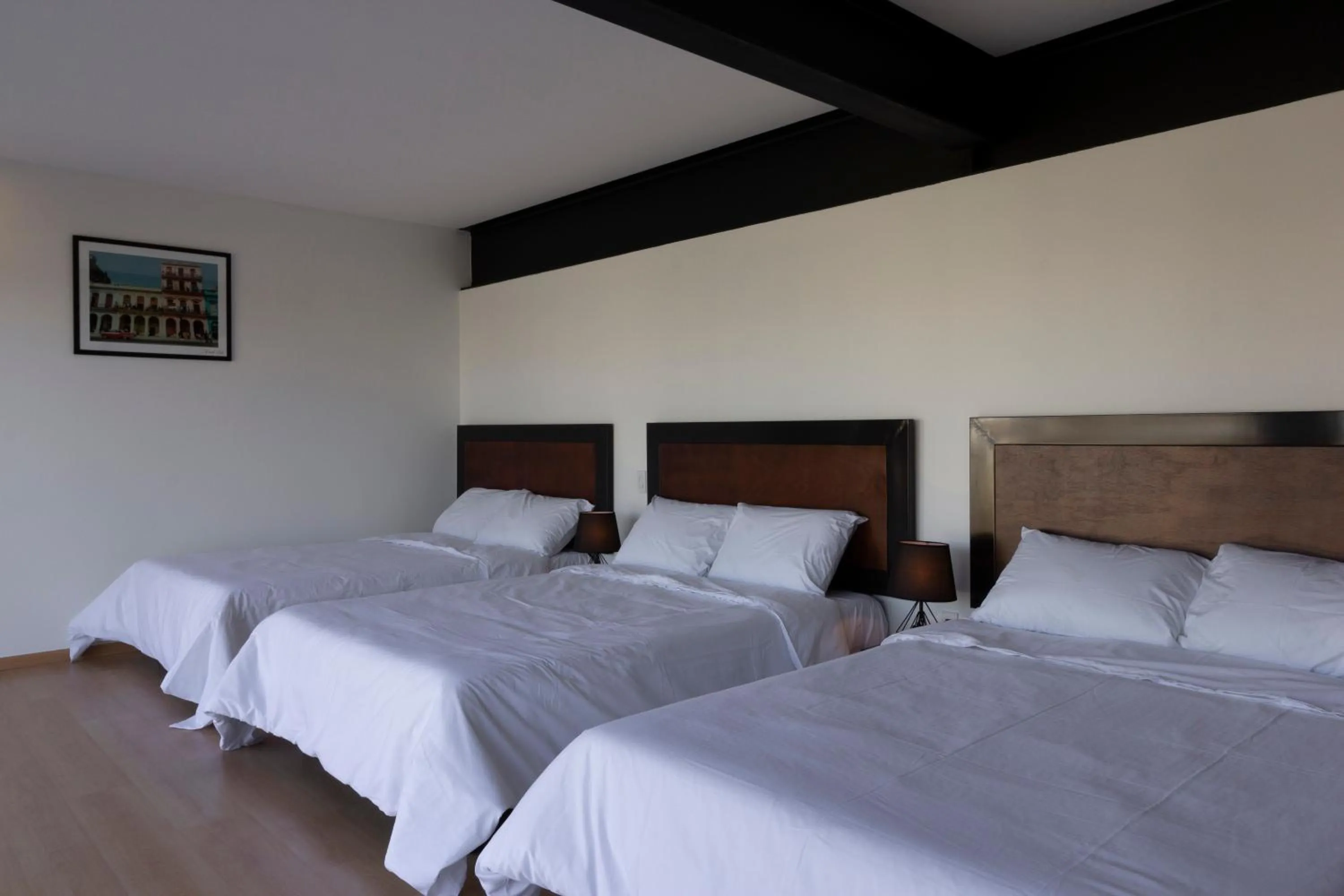 Photo of the whole room, Bed in El Doce by HomiRent