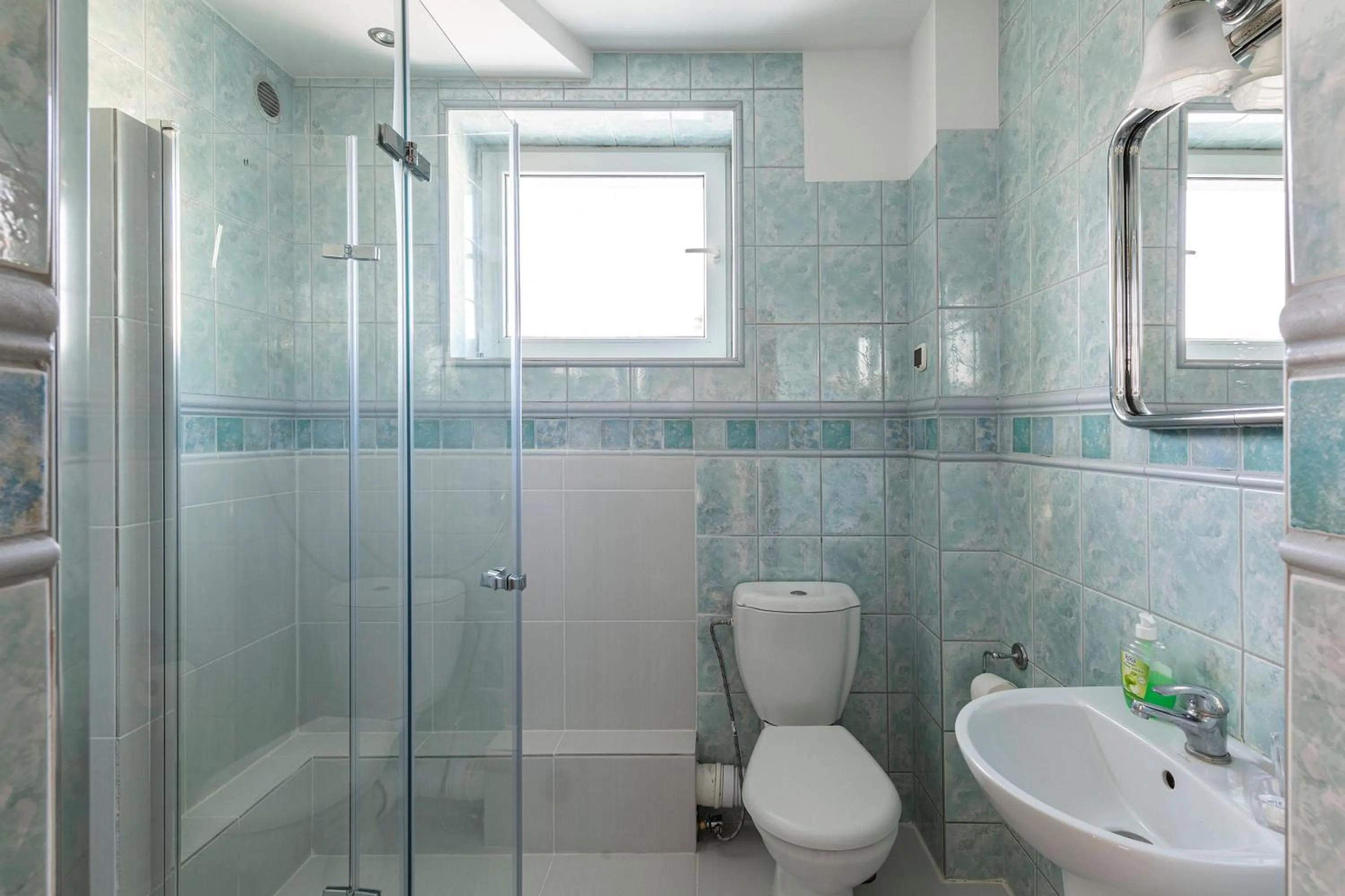 Shower in Willa Albatros Happy Hours