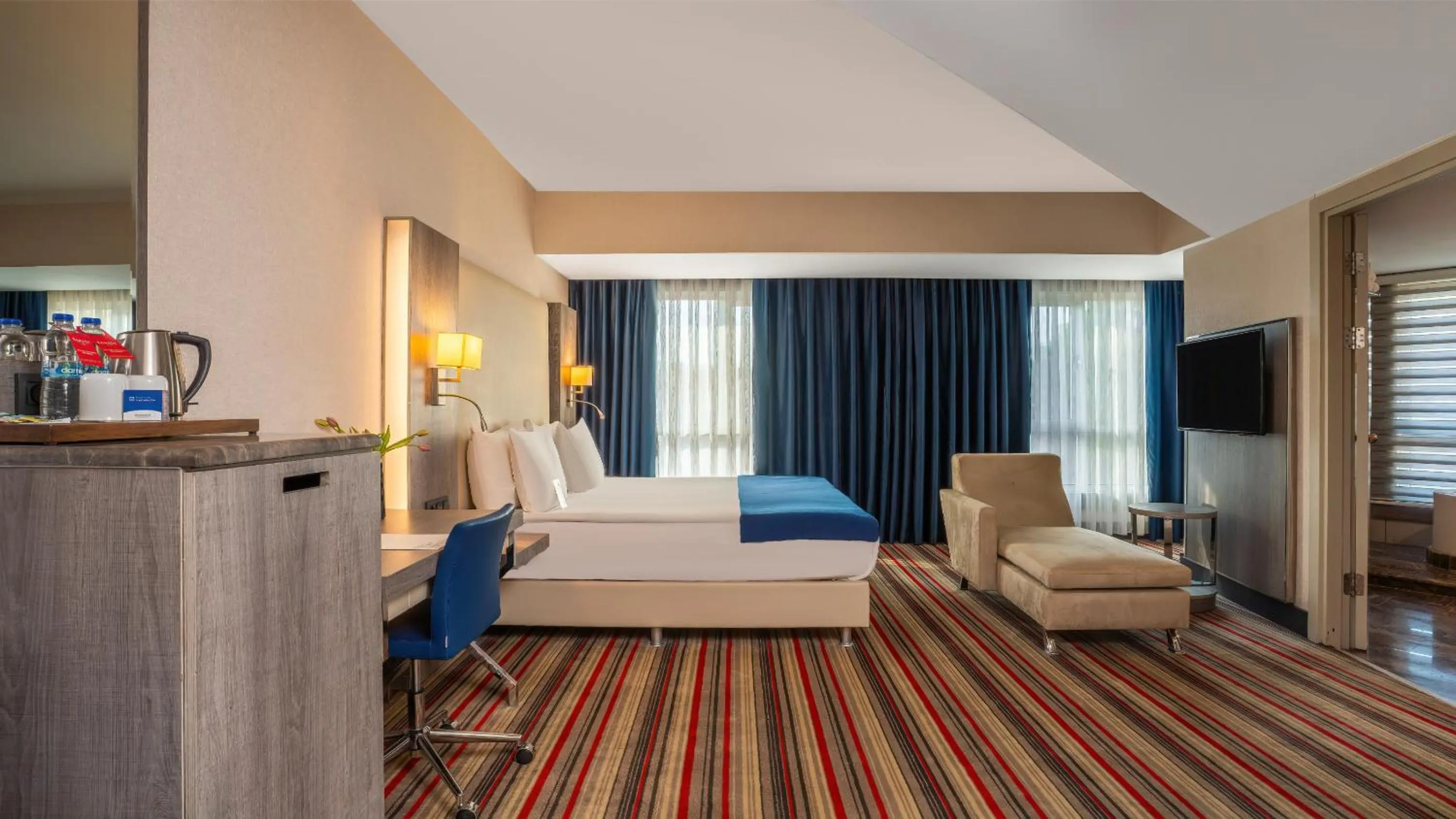 Bed in Ramada Plaza By Wyndham Izmir