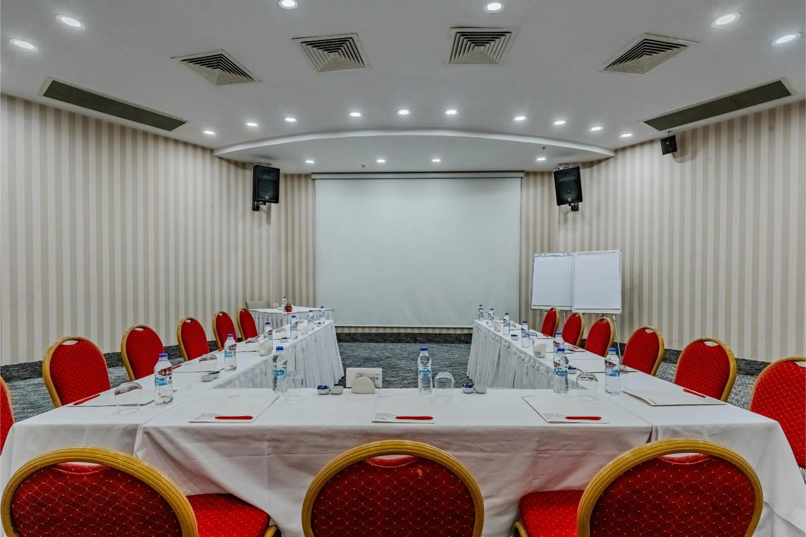 Meeting/conference room in Ramada Plaza By Wyndham Izmir