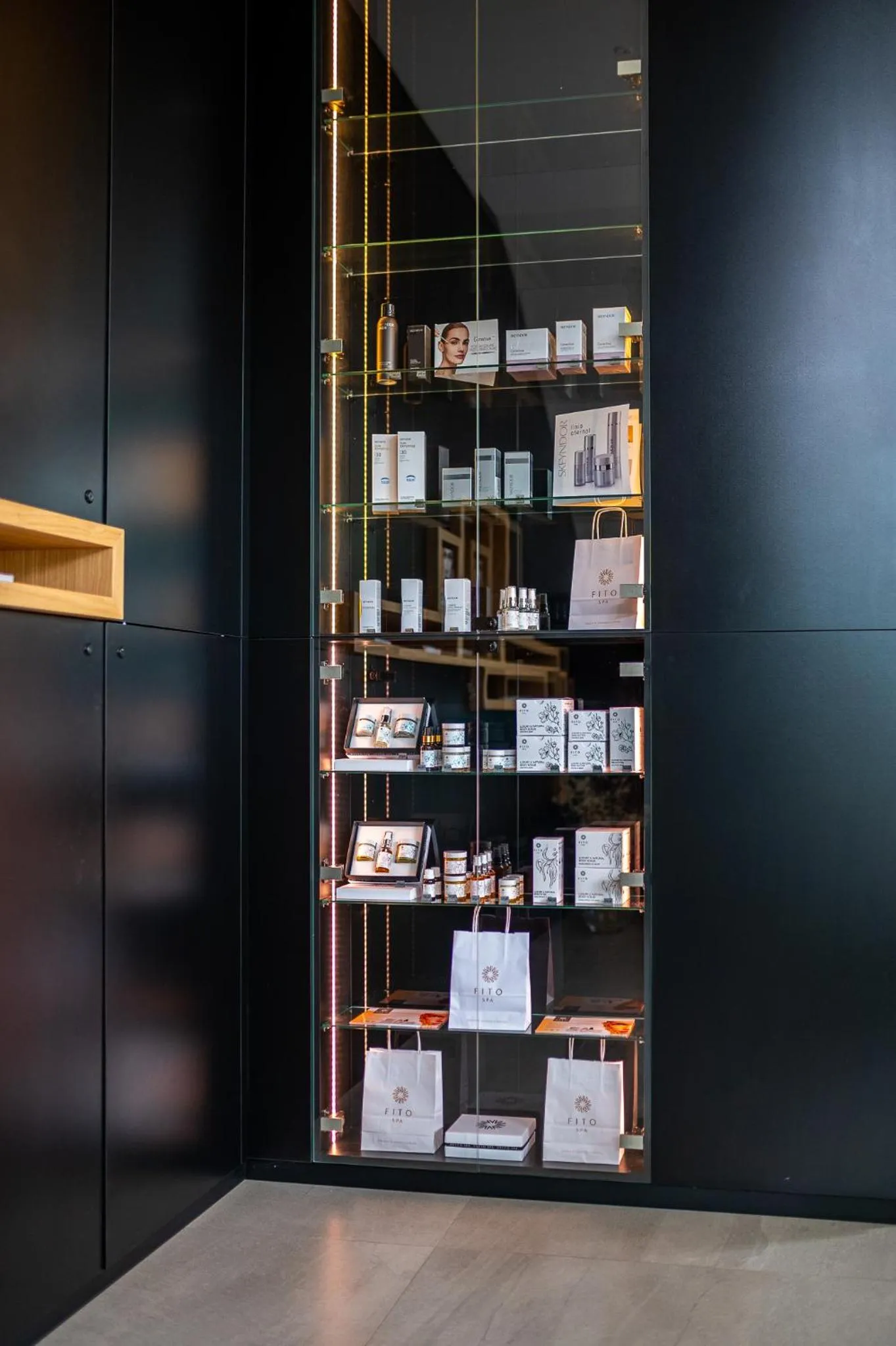 On-site shops in Hotel Prezydent