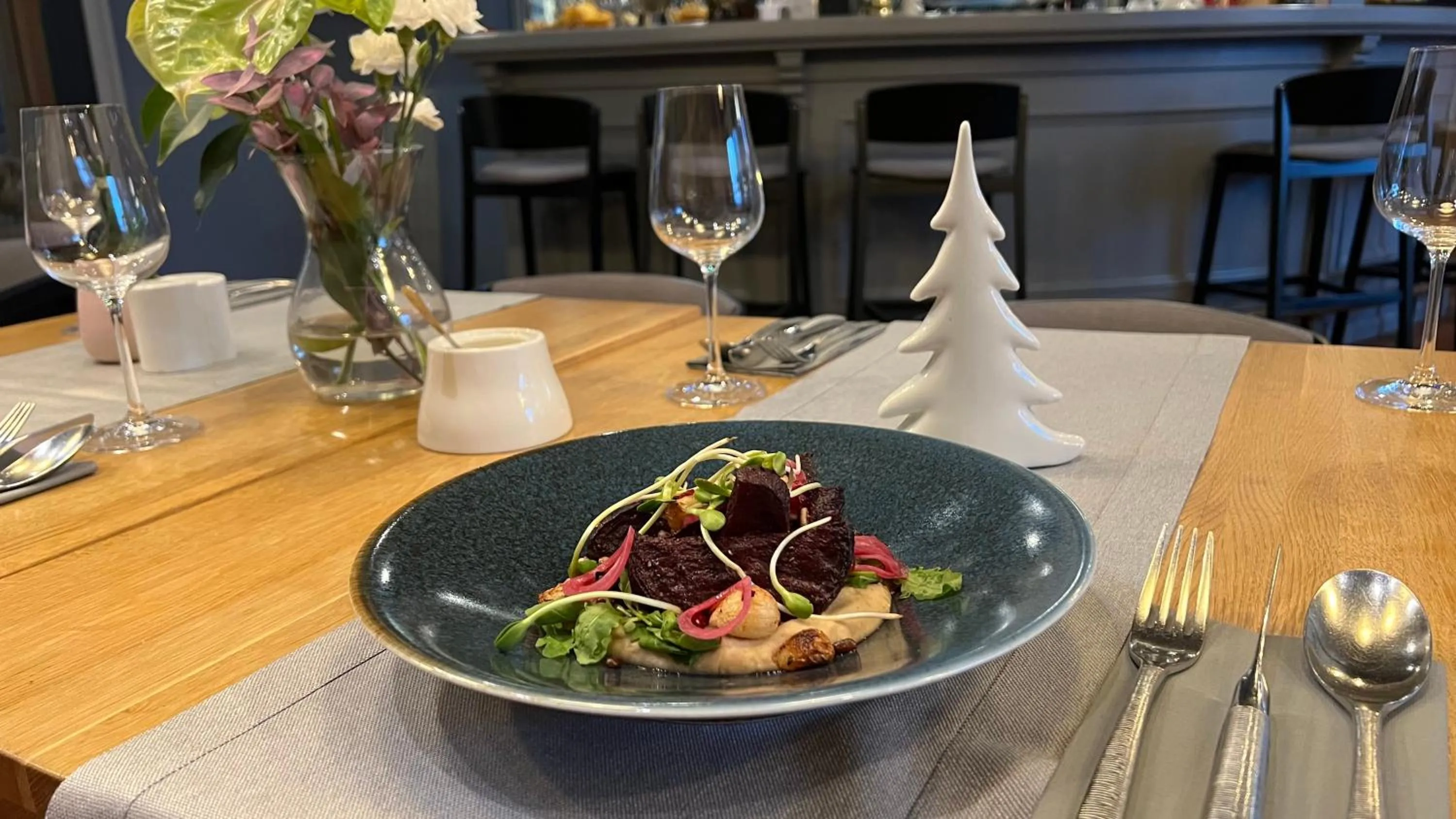 Restaurant/places to eat in Hotel Prezydent