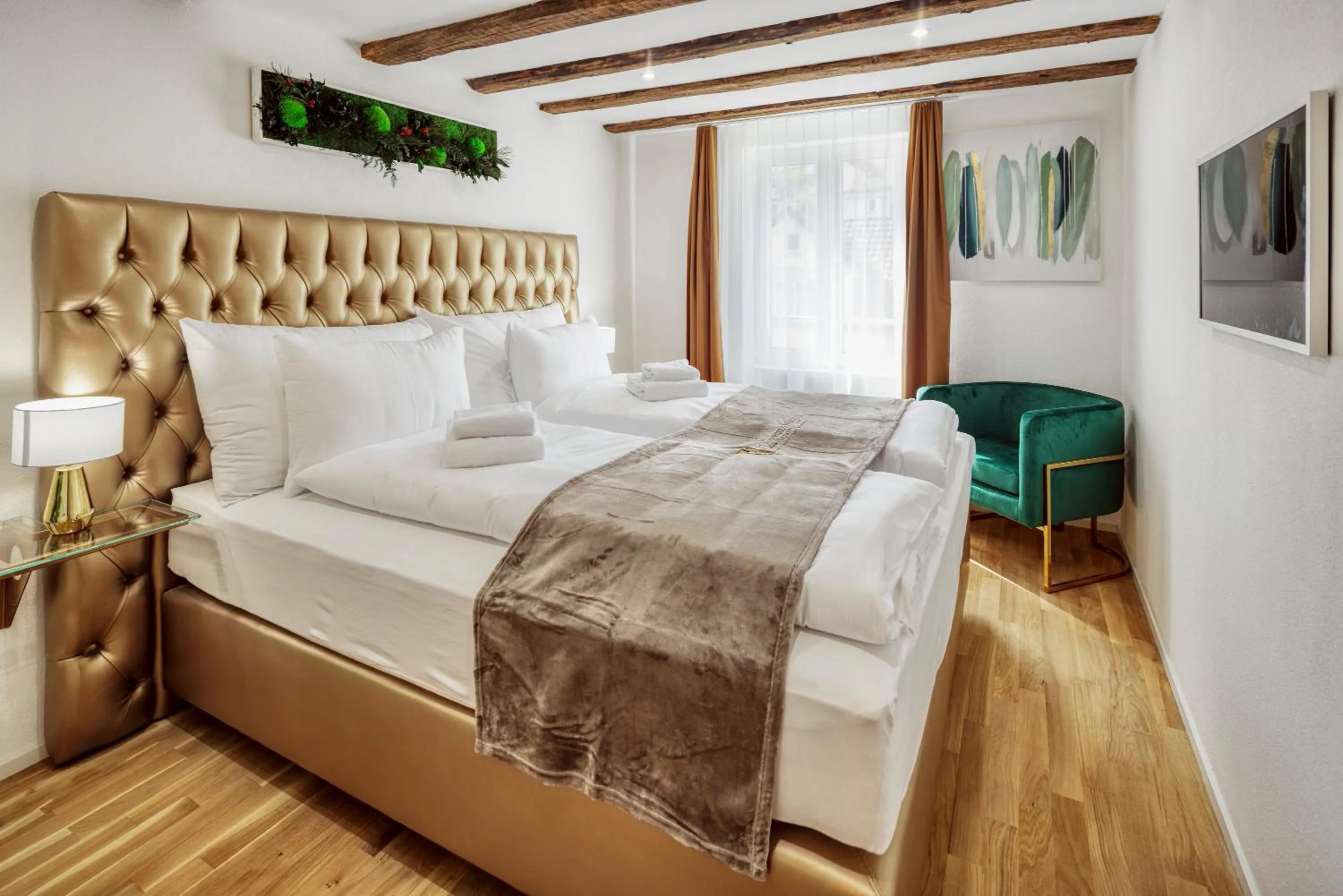 Bed in VISIMO Apartments Steigerstrasse St Gallen - Modern Living near OLMA & Hospital