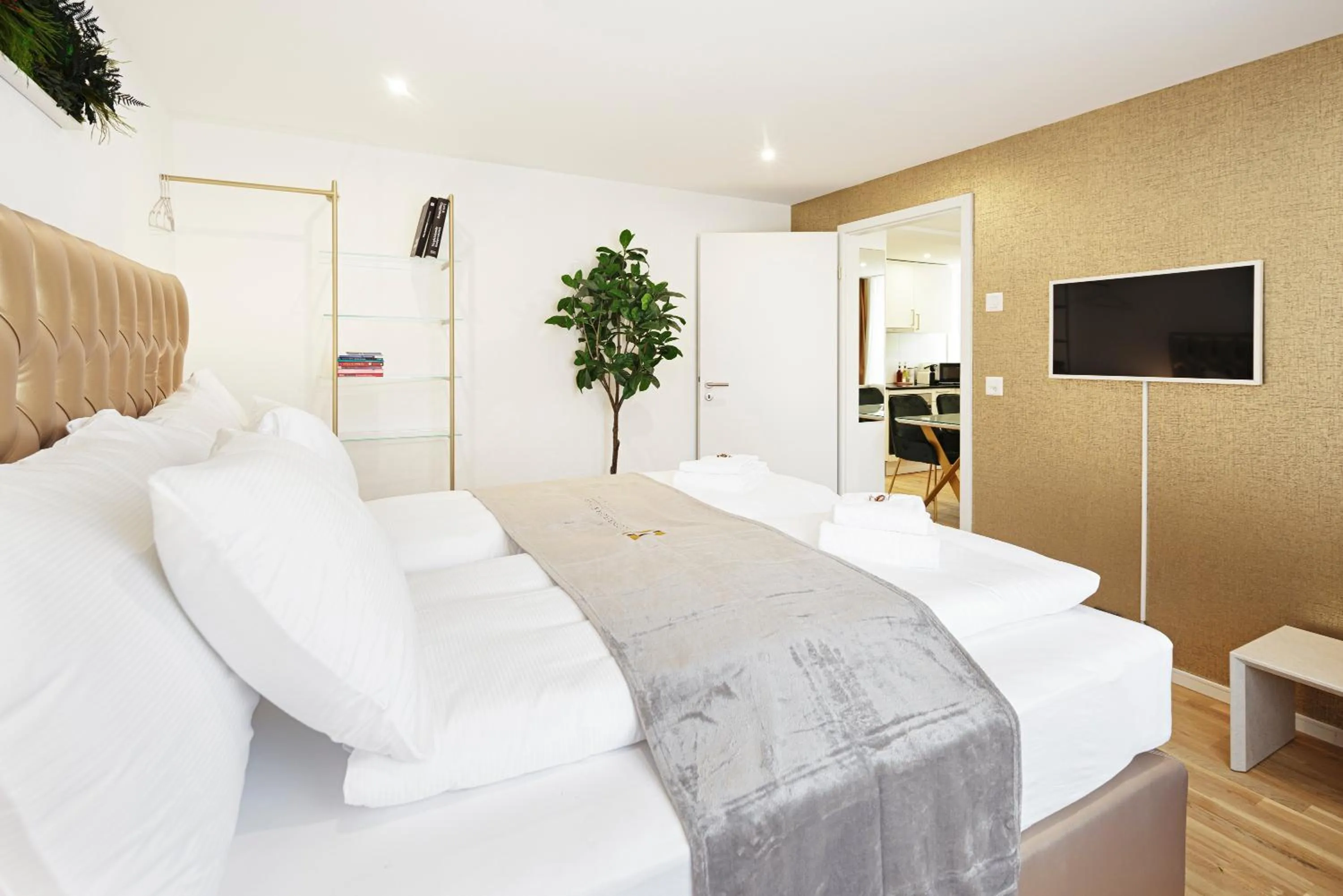 Bed in VISIMO Apartments Steigerstrasse St Gallen - Modern Living near OLMA & Hospital