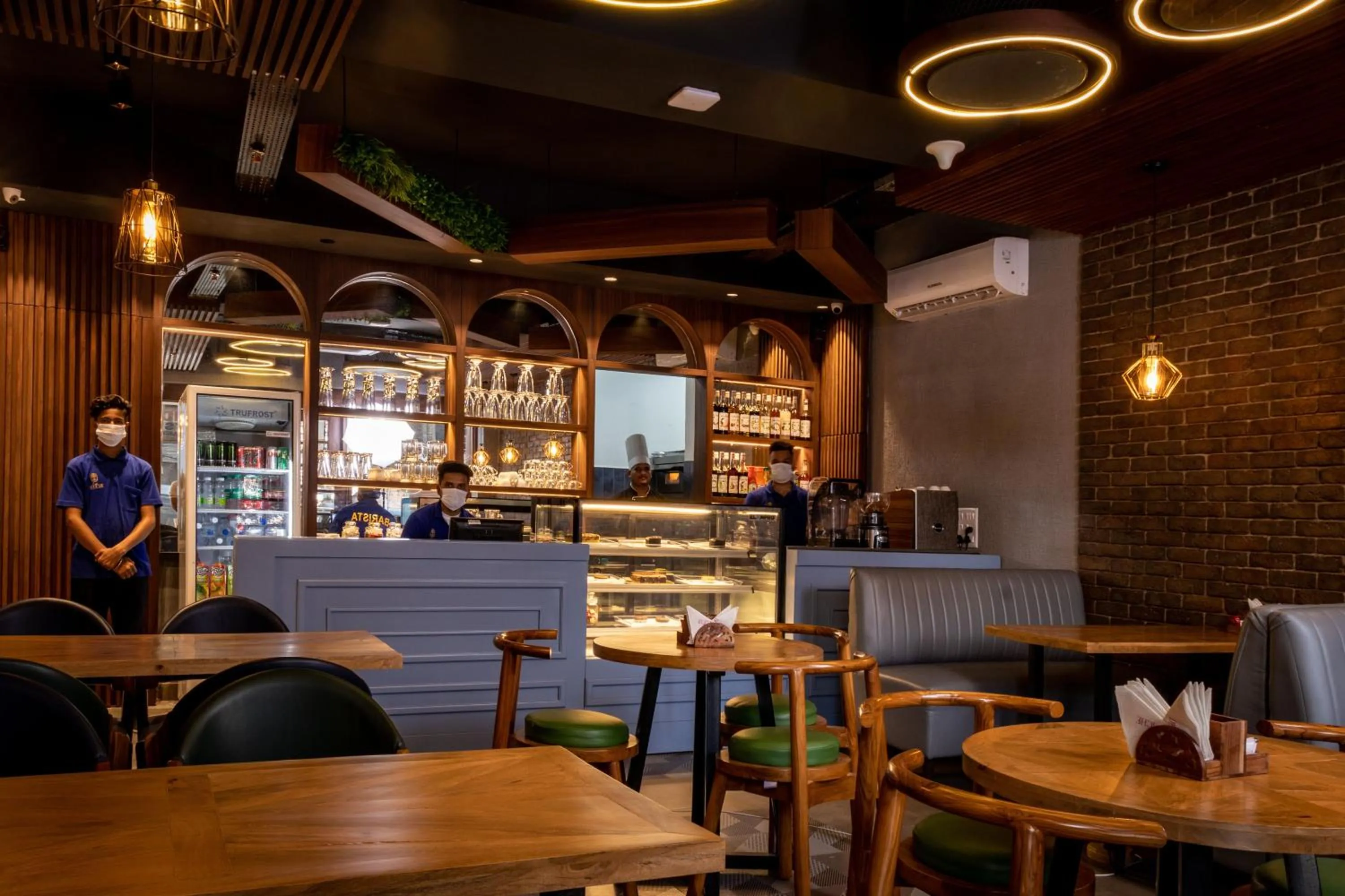 Restaurant/places to eat in Hotel The Savode - Just 2 Mins From Golden Temple Amritsar