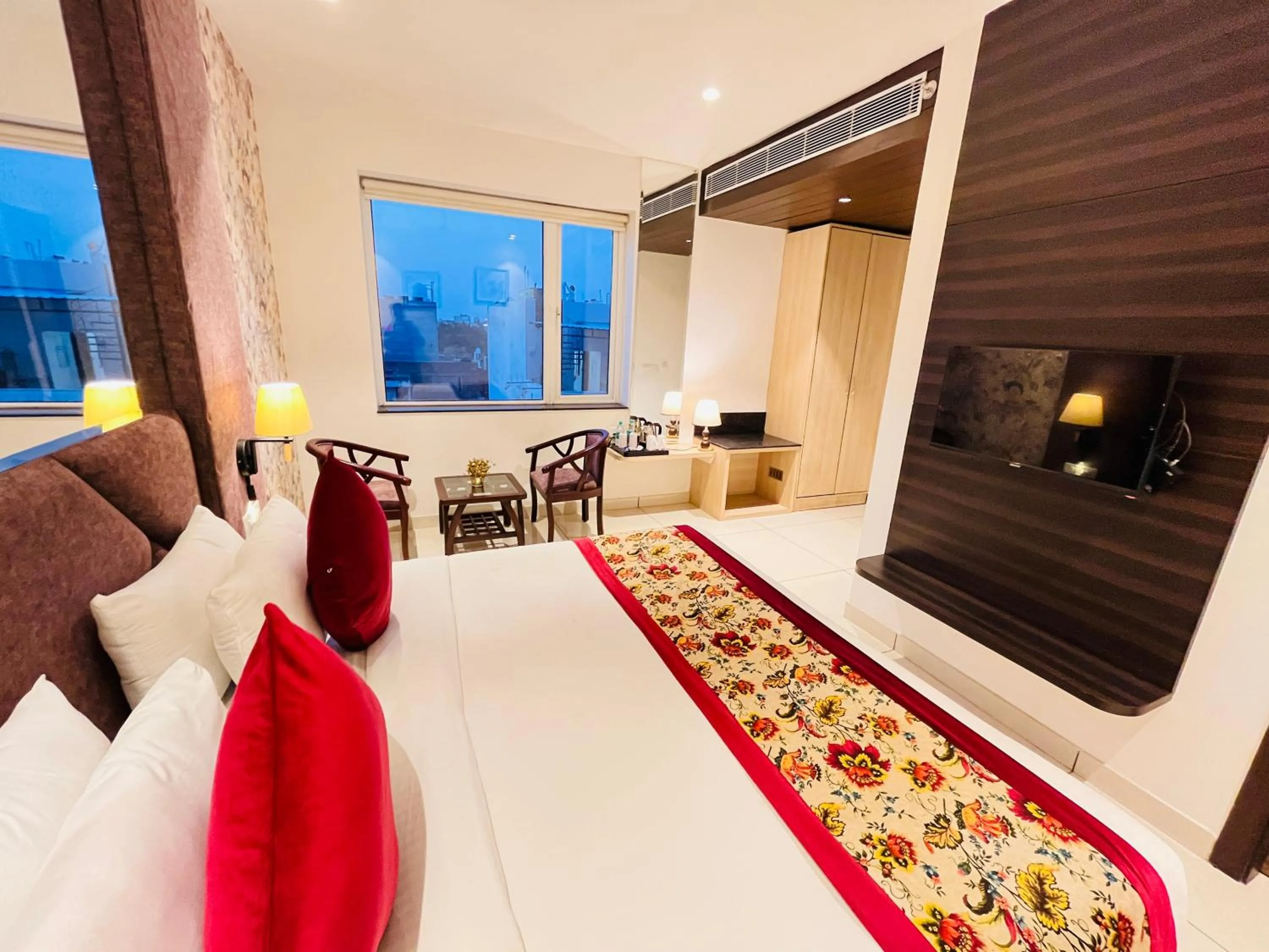 Bed in Hotel The Savode - Just 2 Mins From Golden Temple Amritsar