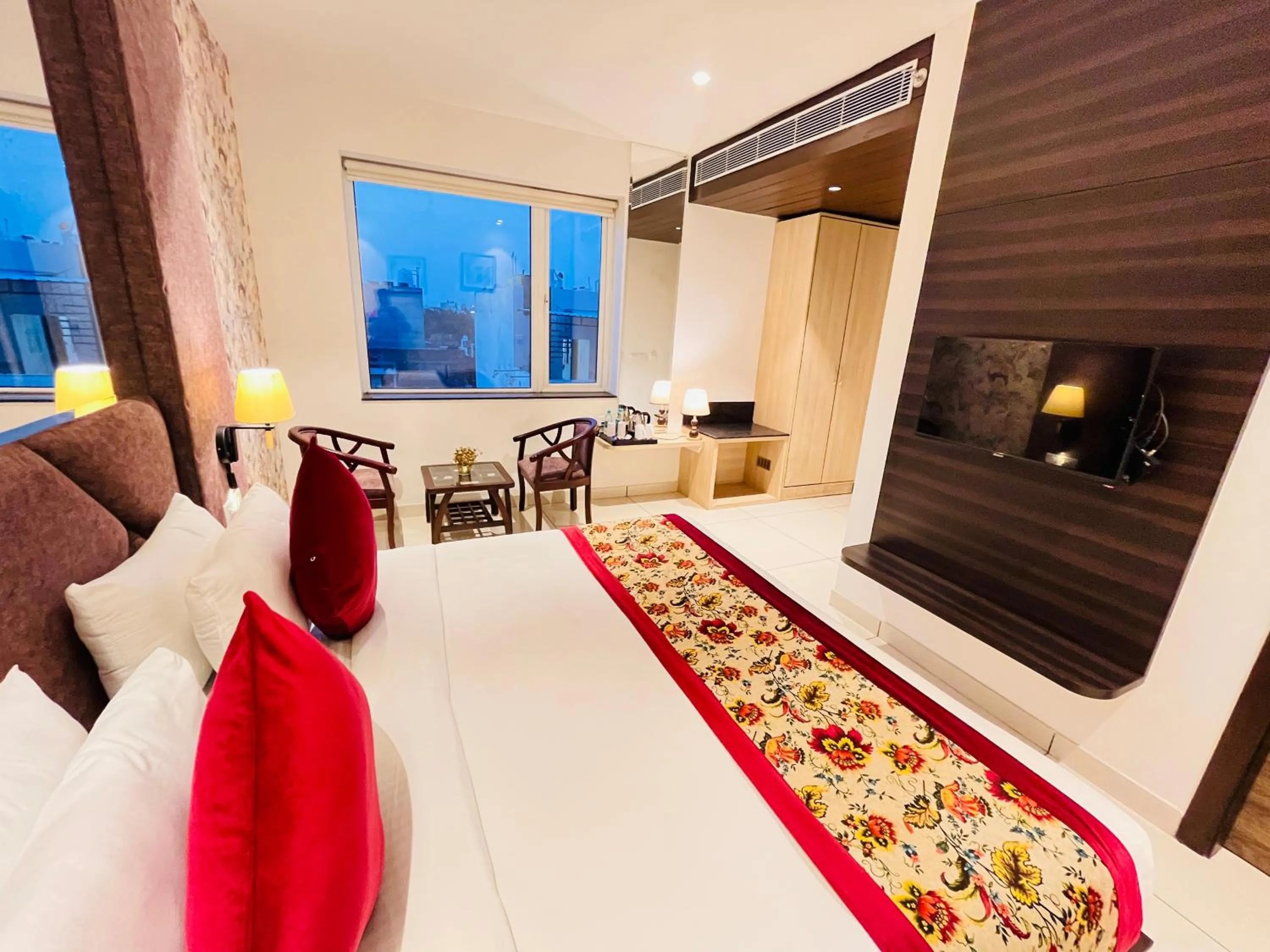 Bed in Hotel The Savode - Just 2 Mins From Golden Temple Amritsar