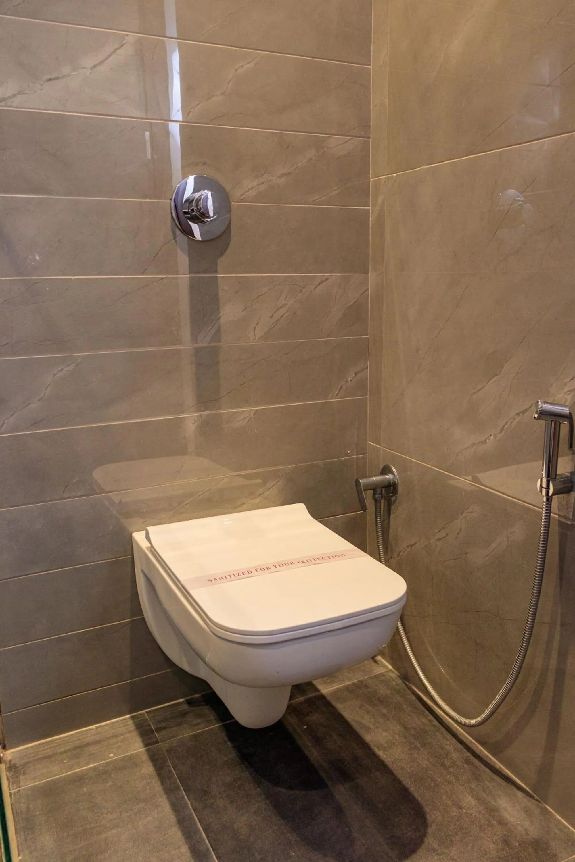 Toilet in Hotel The Savode - Just 2 Mins From Golden Temple Amritsar