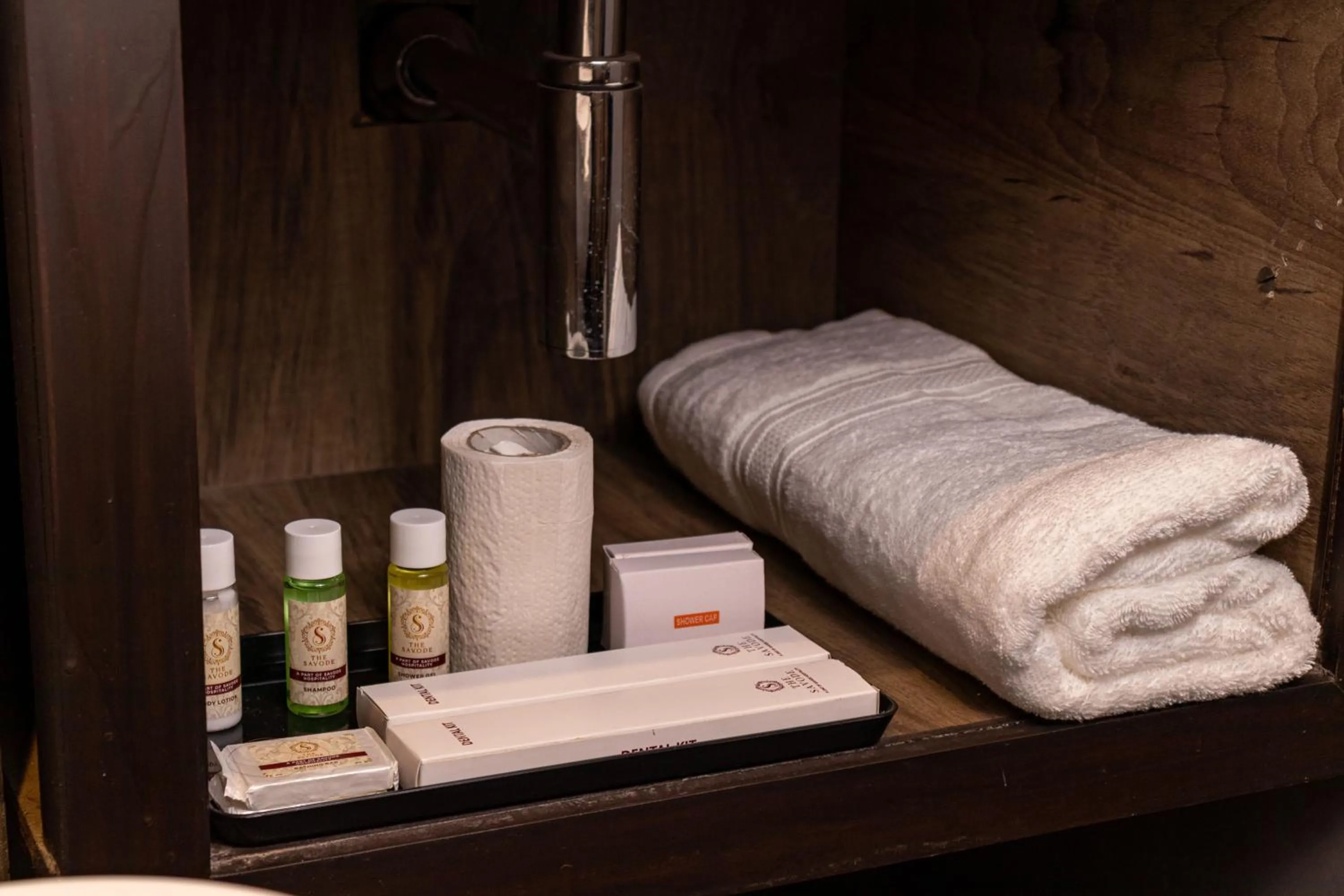 Bathroom in Hotel The Savode - Just 2 Mins From Golden Temple Amritsar