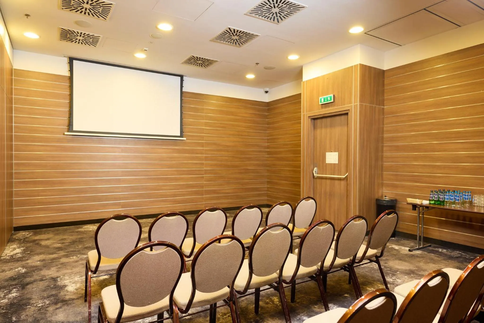 Meeting/conference room in Holiday Inn Krakow City Centre by IHG