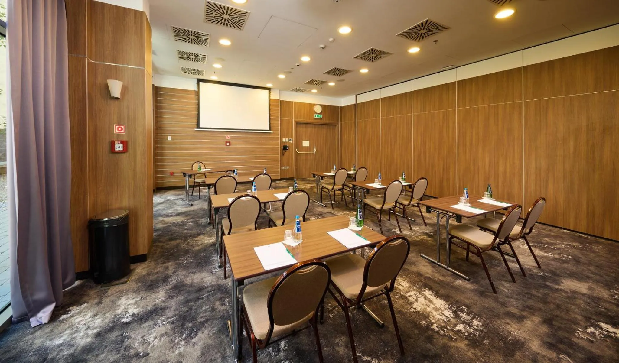 Meeting/conference room in Holiday Inn Krakow City Centre by IHG