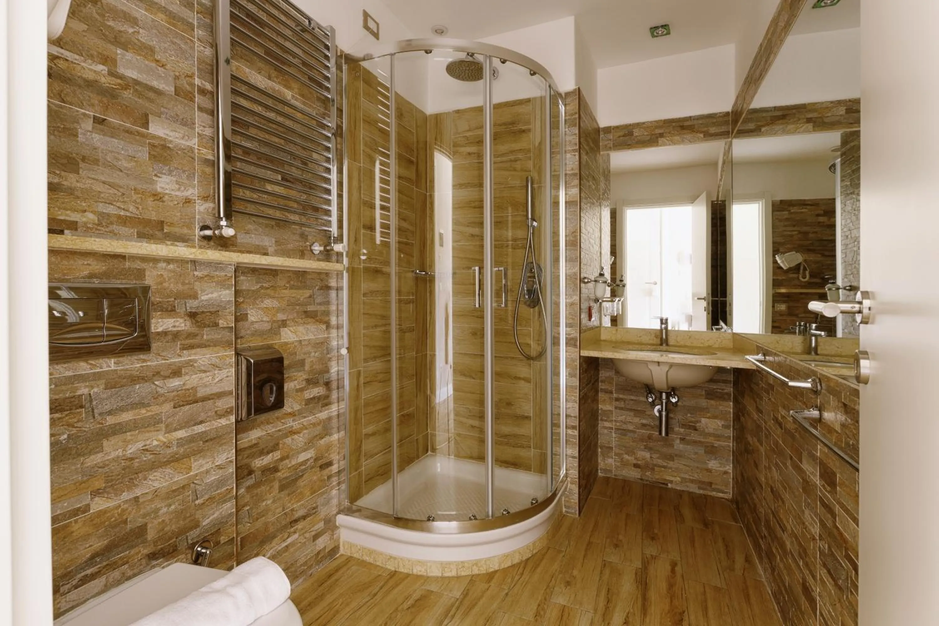 Bathroom in Jade B&B