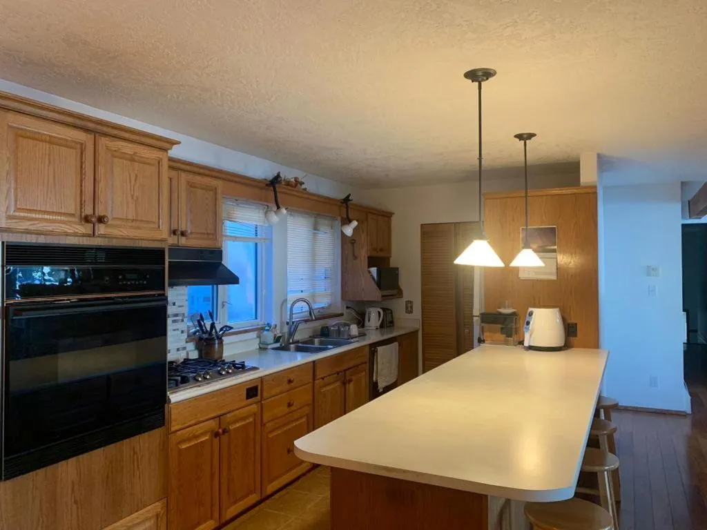Kitchen or kitchenette in Metchosin Beach House