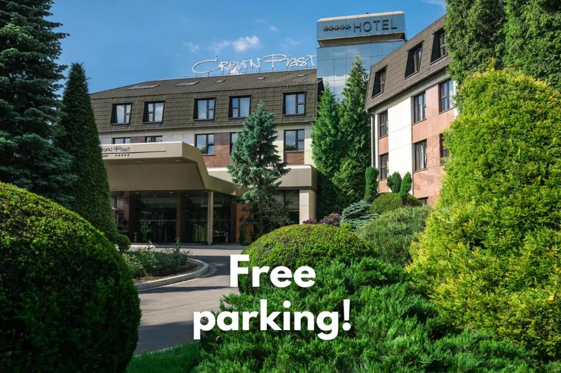 Property building in Booking Hotel & Spa