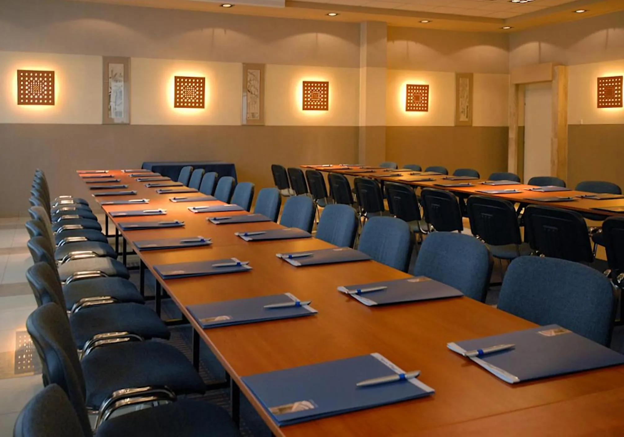 Business facilities in Booking Hotel & Spa