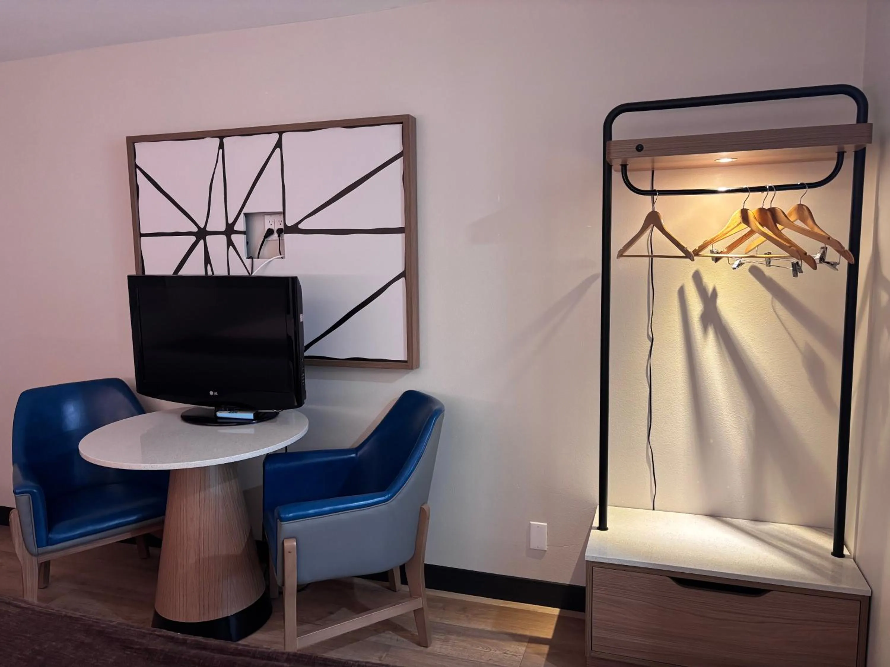 TV and multimedia in Mission Bay Inn San Diego