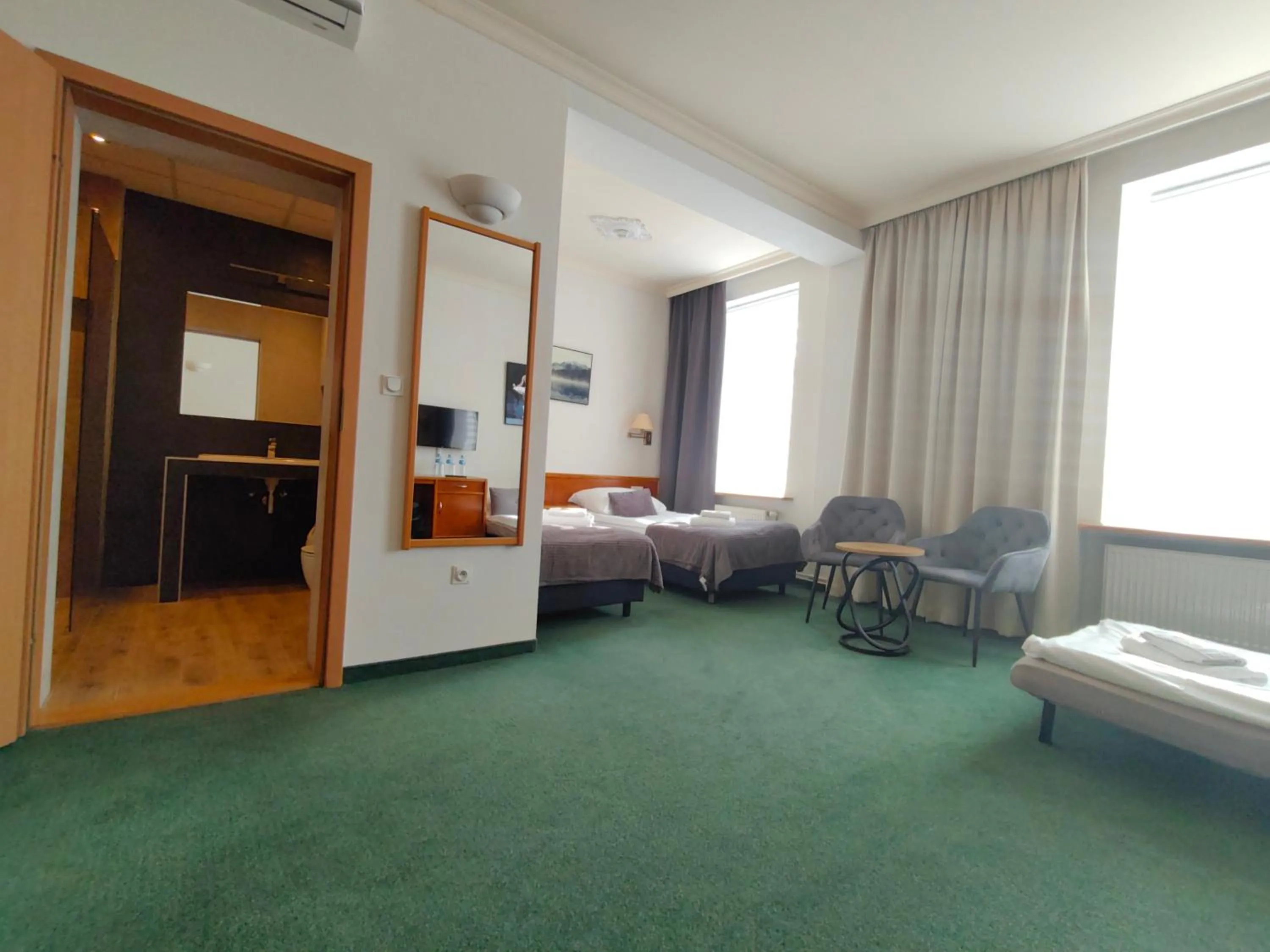 Bed in Polonia Raciborz