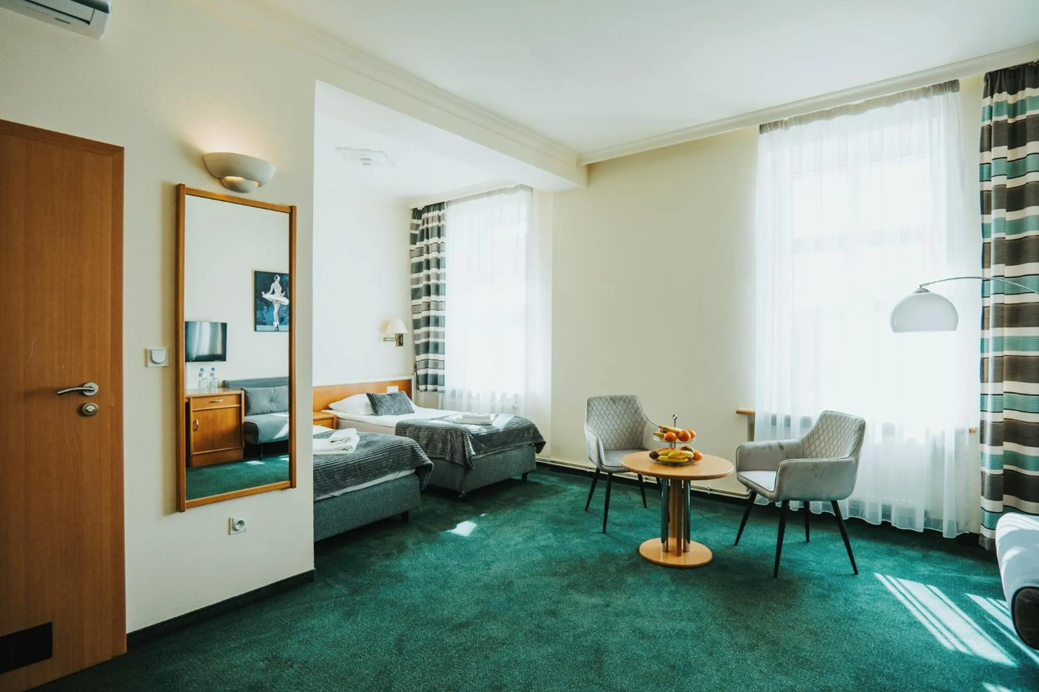 Photo of the whole room, Bed in Polonia Raciborz