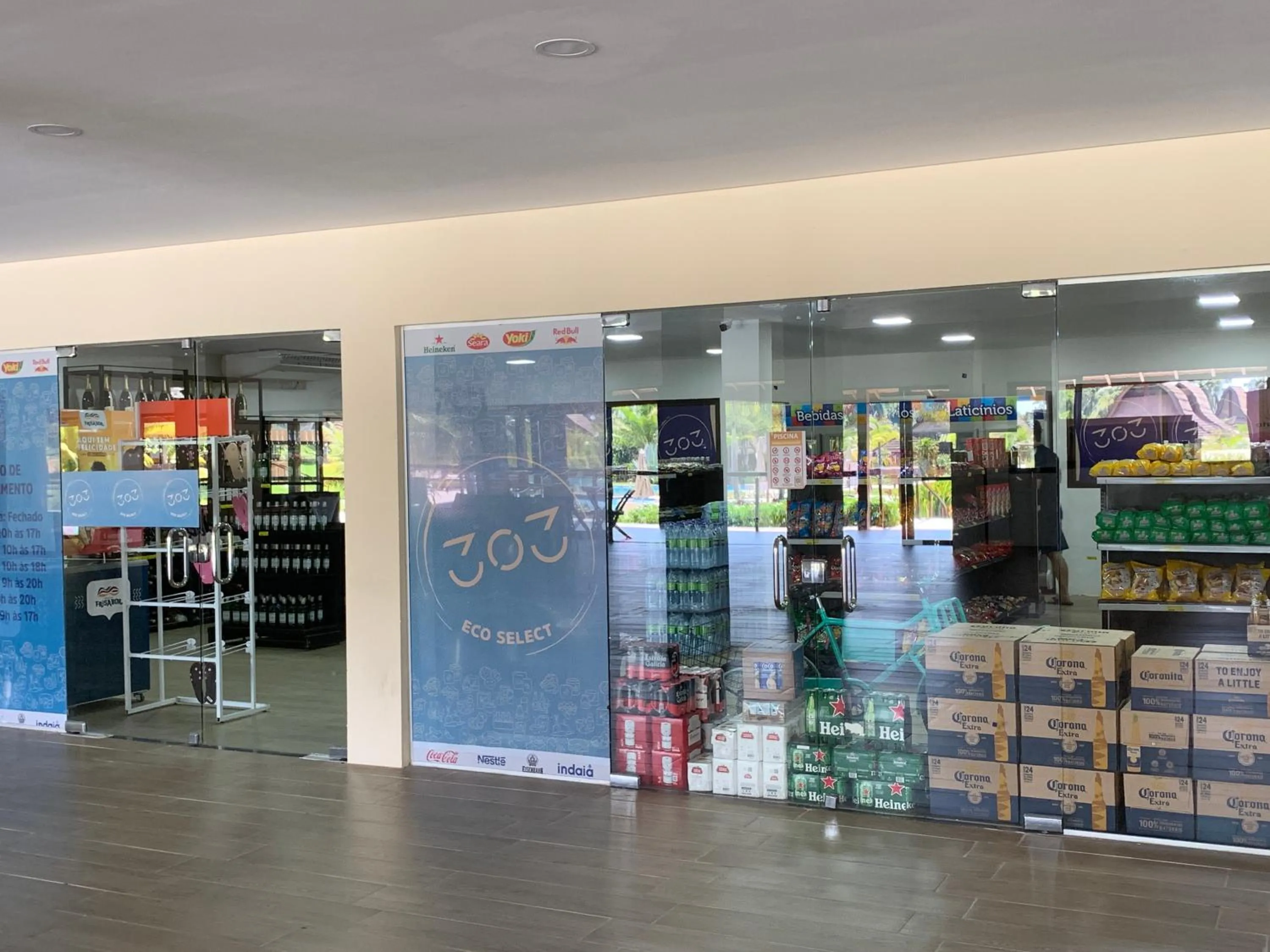 Supermarket/grocery shop in FLAT ECO RESORT PRAIA DOS CARNEIROS