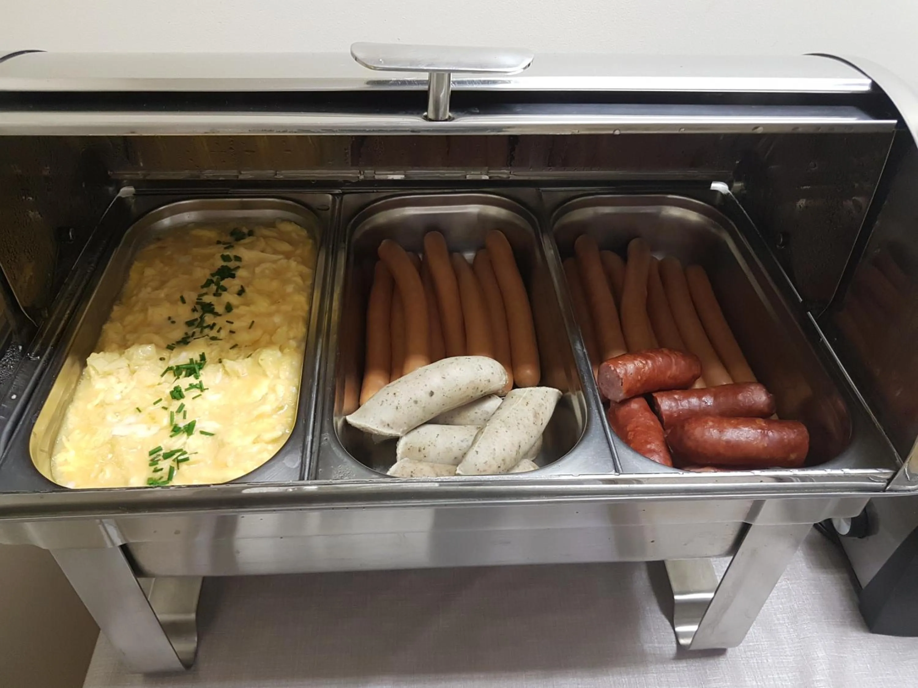 Buffet breakfast in Willa Biala Lilia Old Town