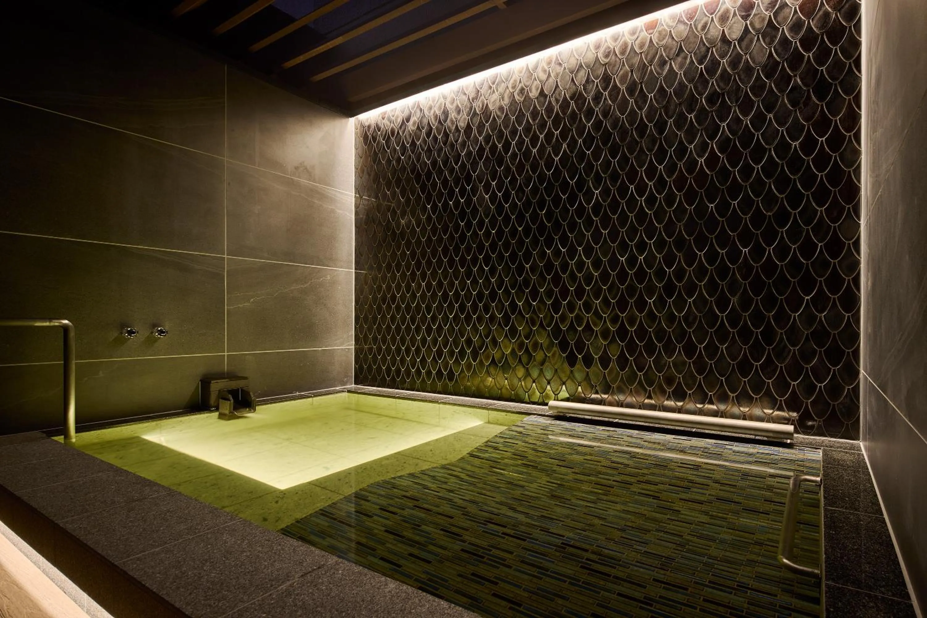 Open Air Bath in Yatomi Hotel Nuqu Natural Hot Spring