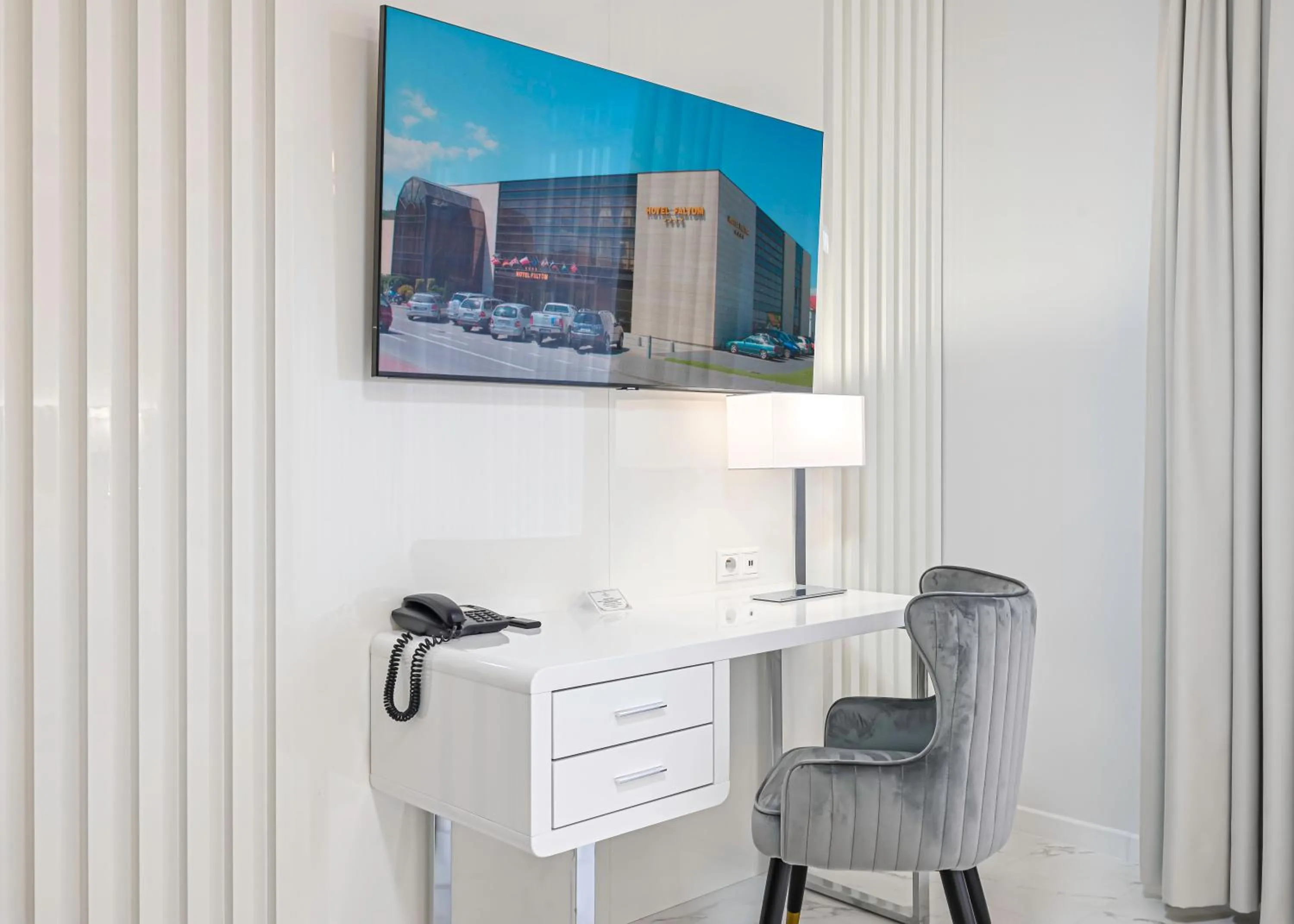 TV and multimedia in Hotel SPA Faltom Gdynia Rumia