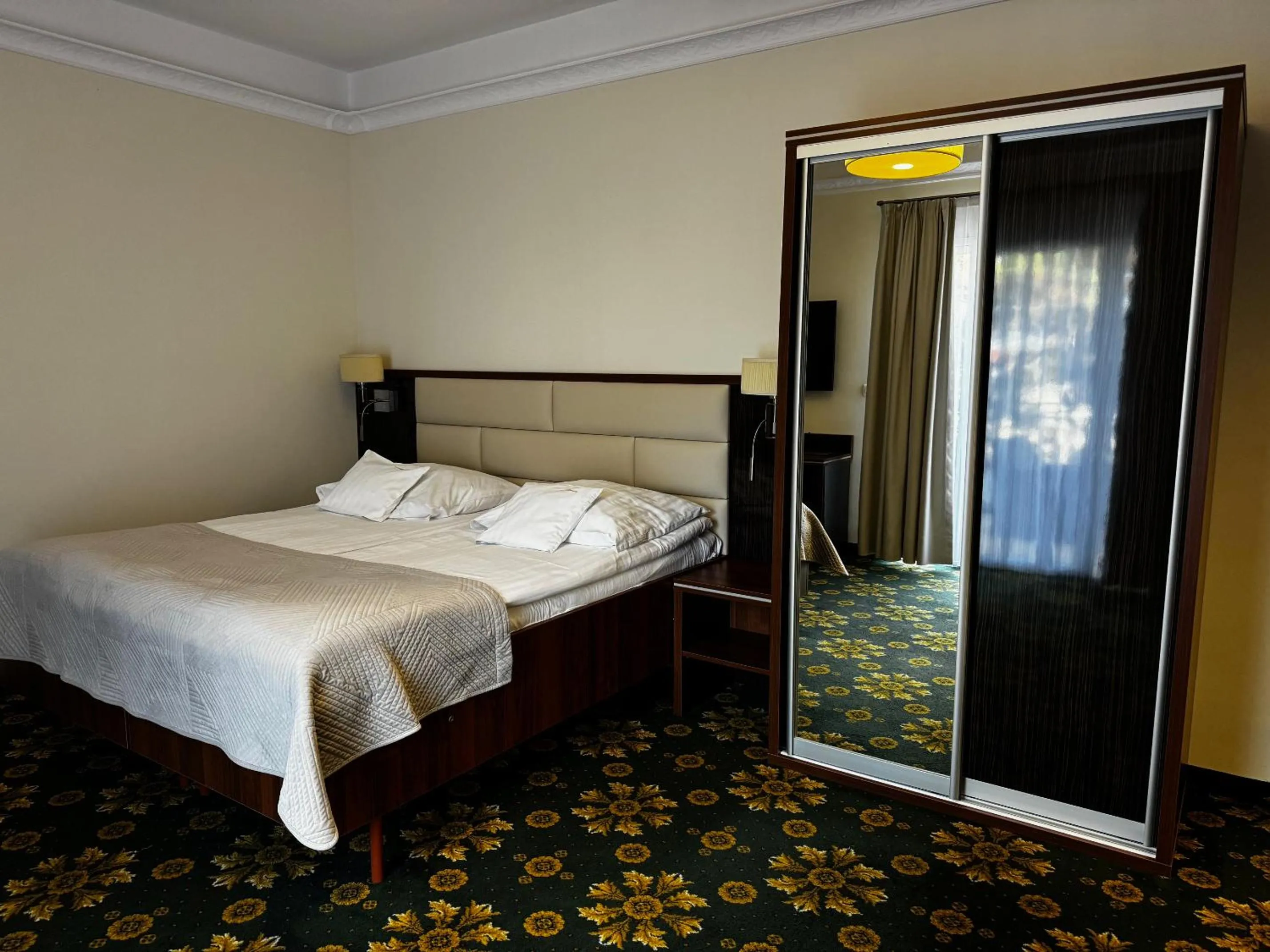 Bedroom, Bed in Hotel SPA Faltom Gdynia Rumia