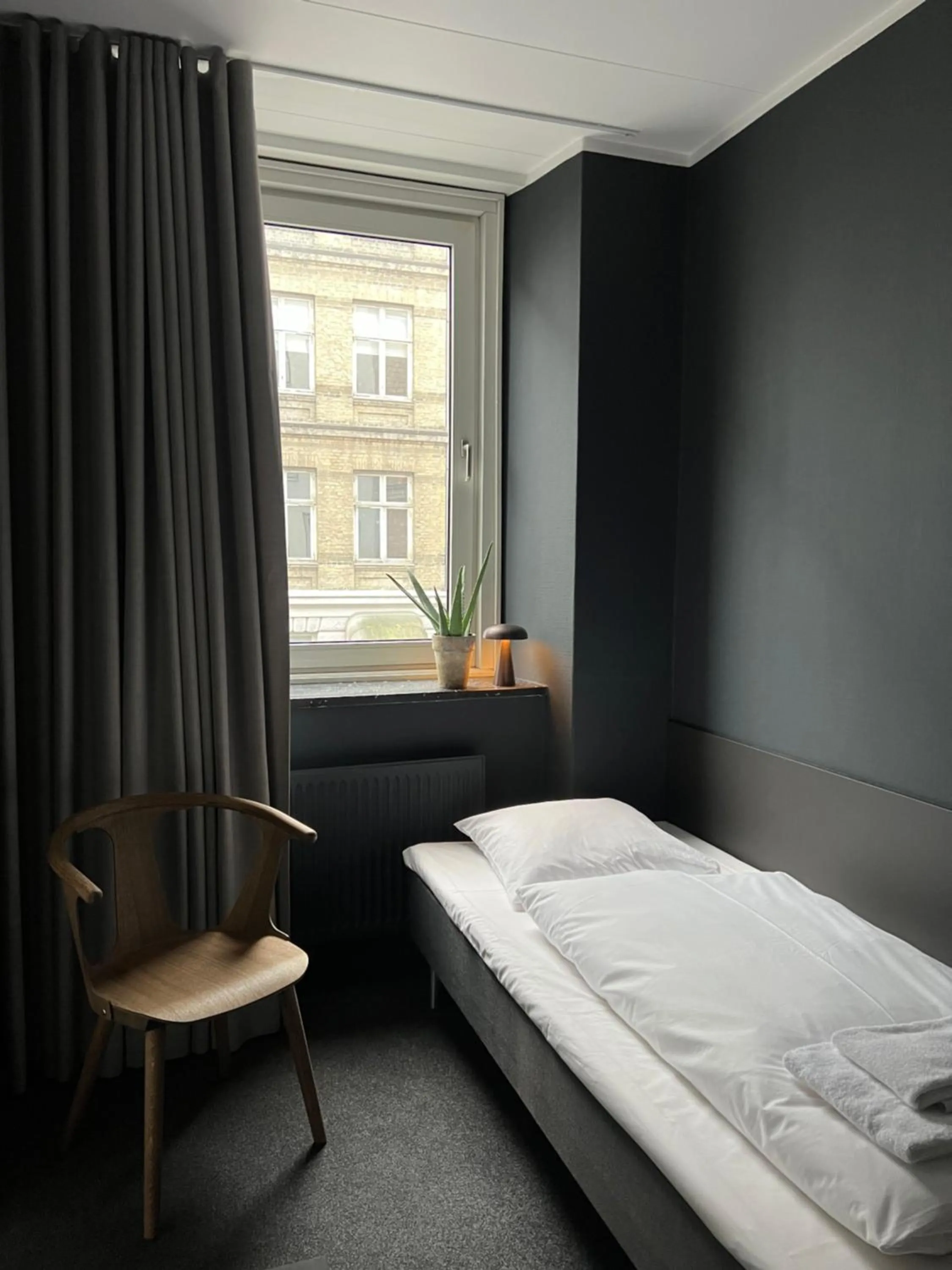 Bed in Hotel Maritime