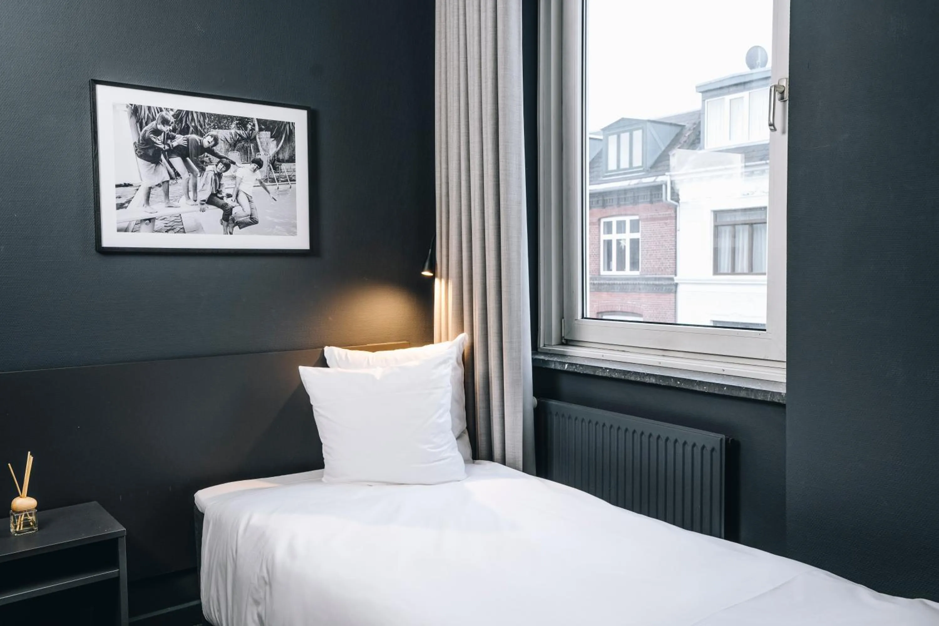 Bedroom, Bed in Hotel Maritime