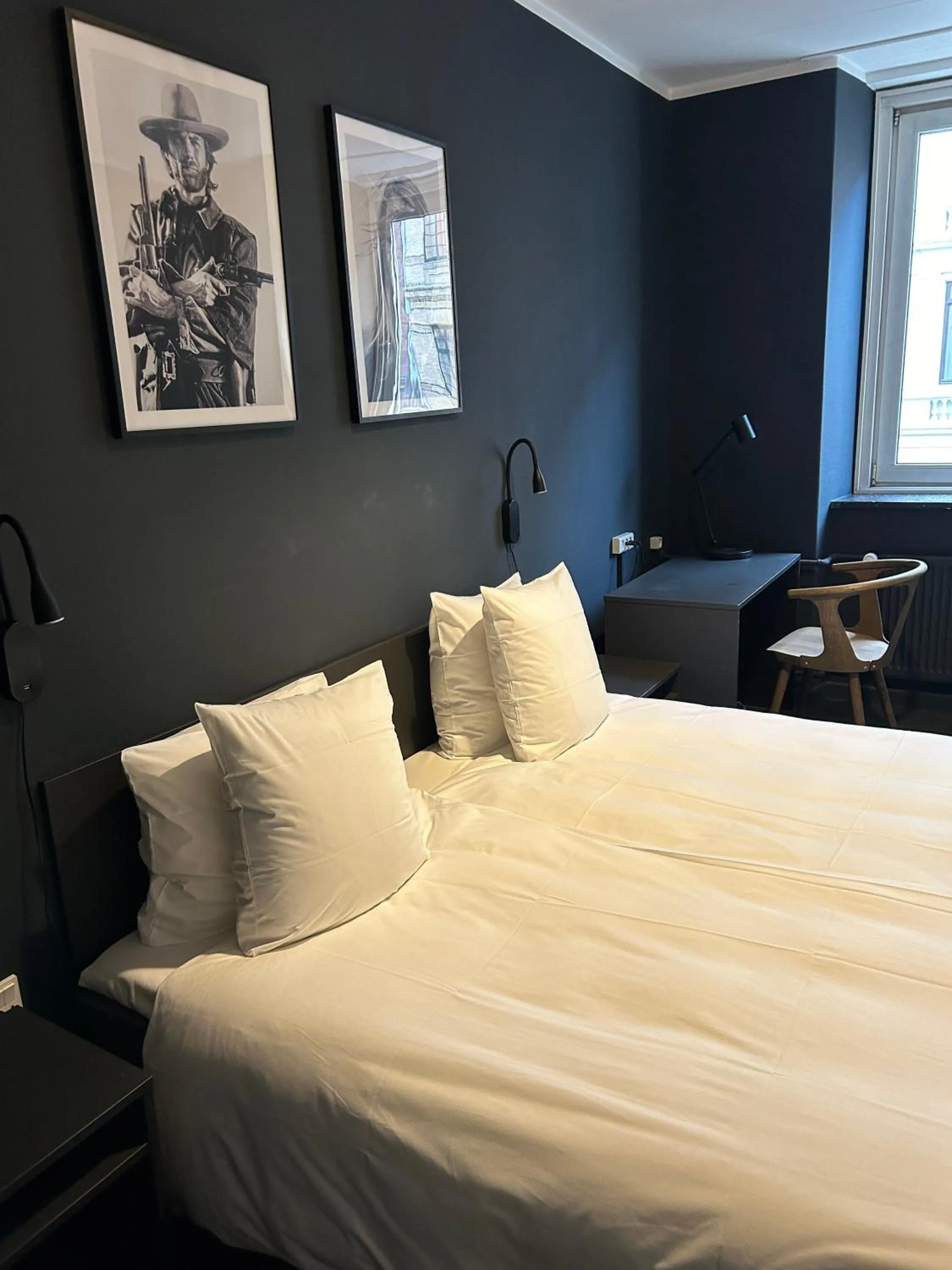 Bedroom, Bed in Hotel Maritime