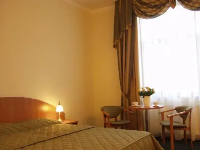 Double or Twin Room in Matejko Hotel Double or Twin Room in Matejko Hotel