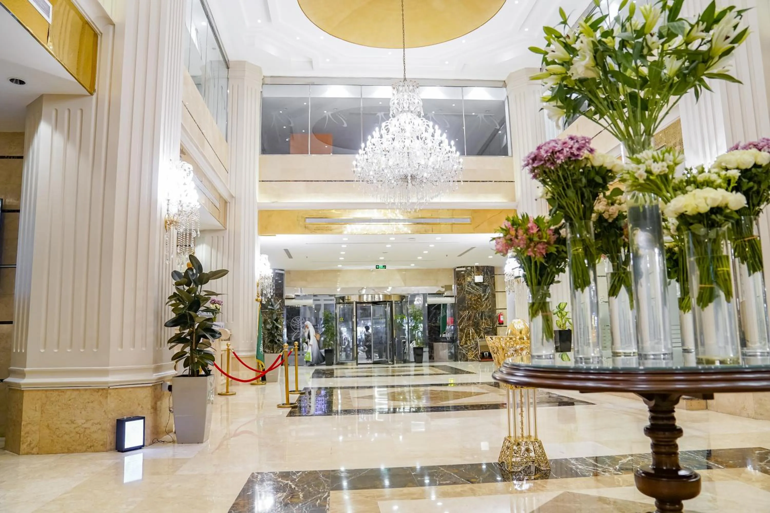 Lobby or reception in Emaar Al Manar