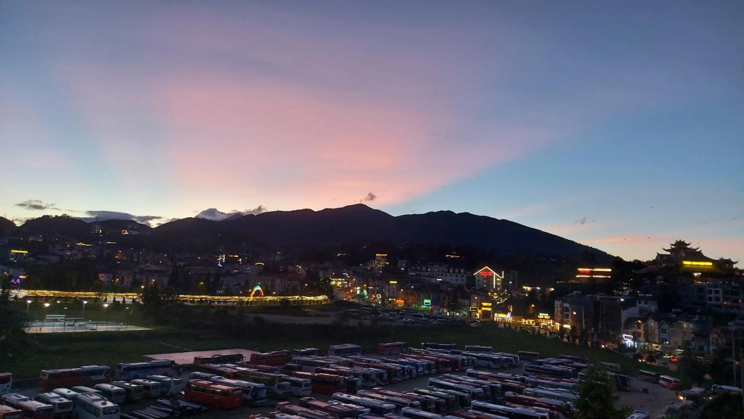 Natural landscape in London Sa Pa Hotel