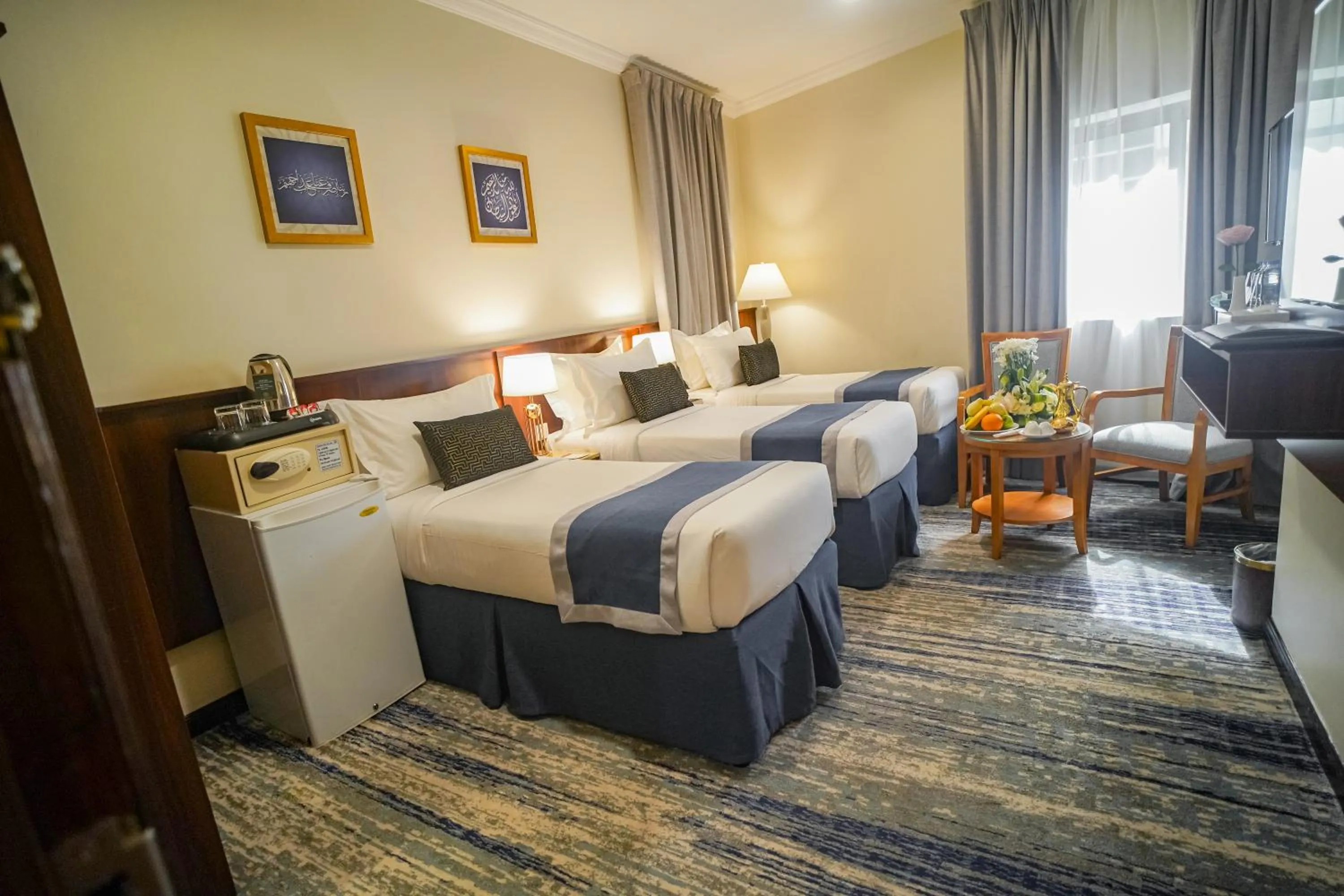 Bed in Emaar Al Khalil