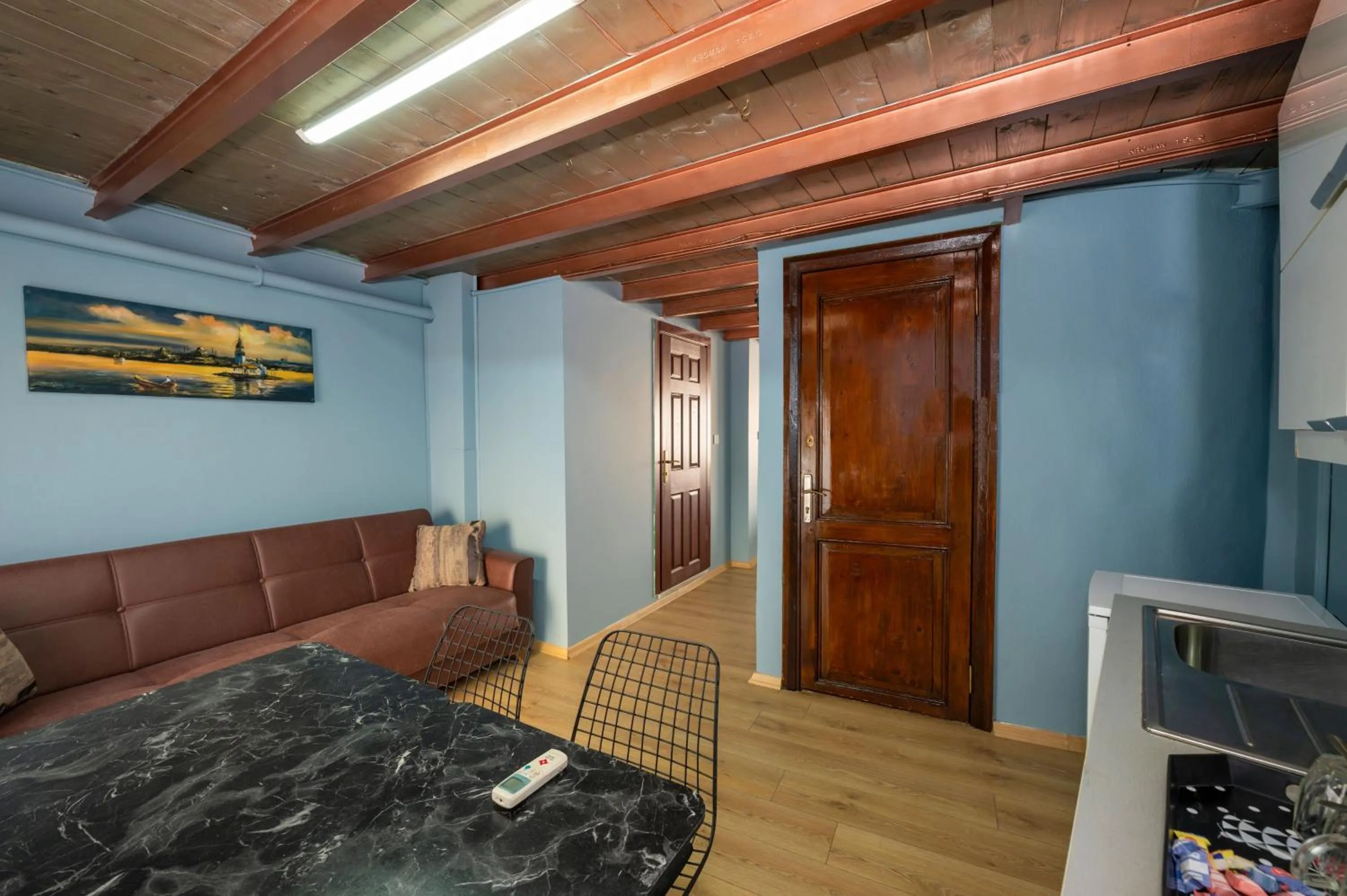 Seating area in Taksim Antique Hotel