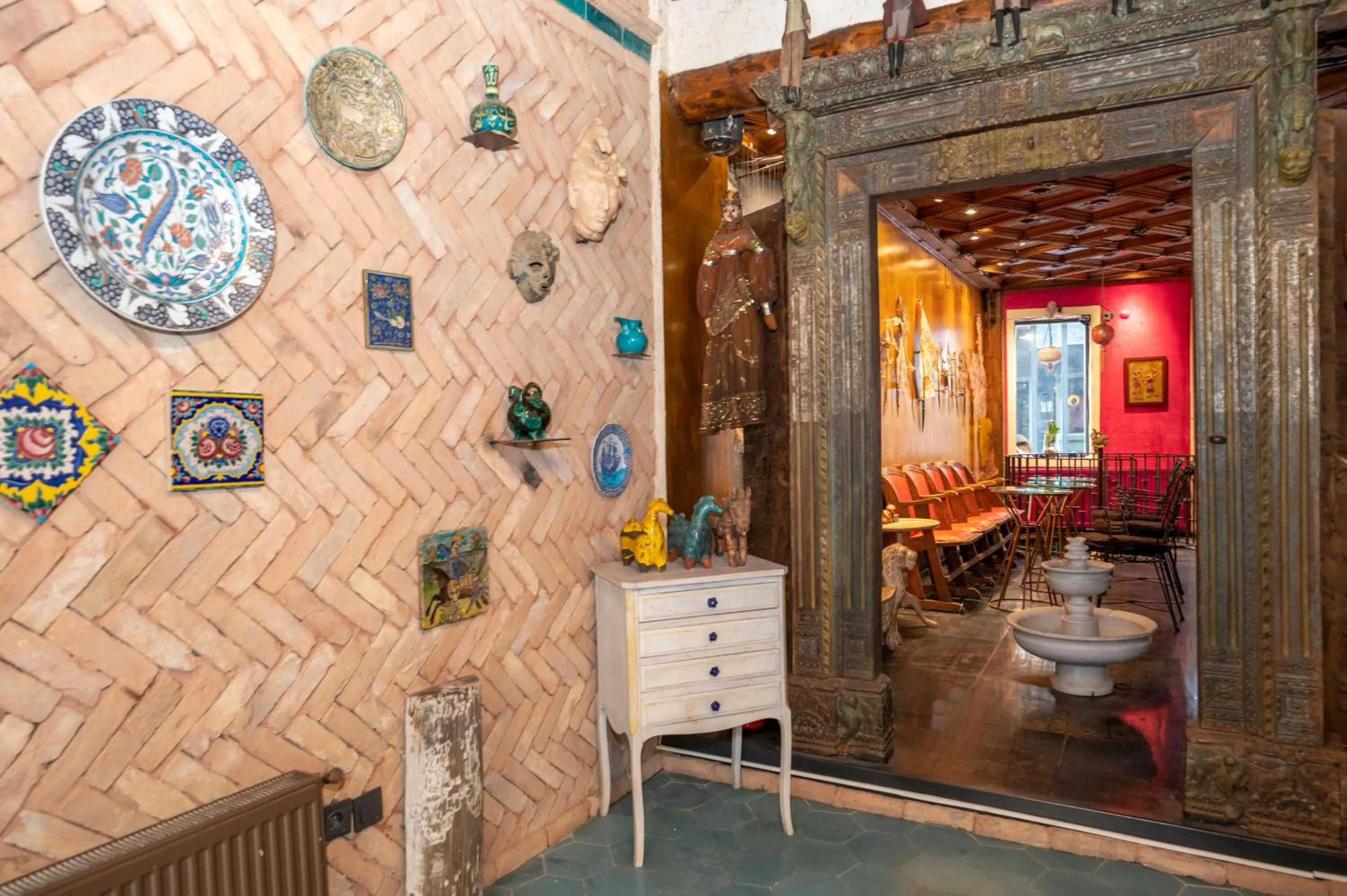 Coffee/tea facilities in Taksim Antique Hotel