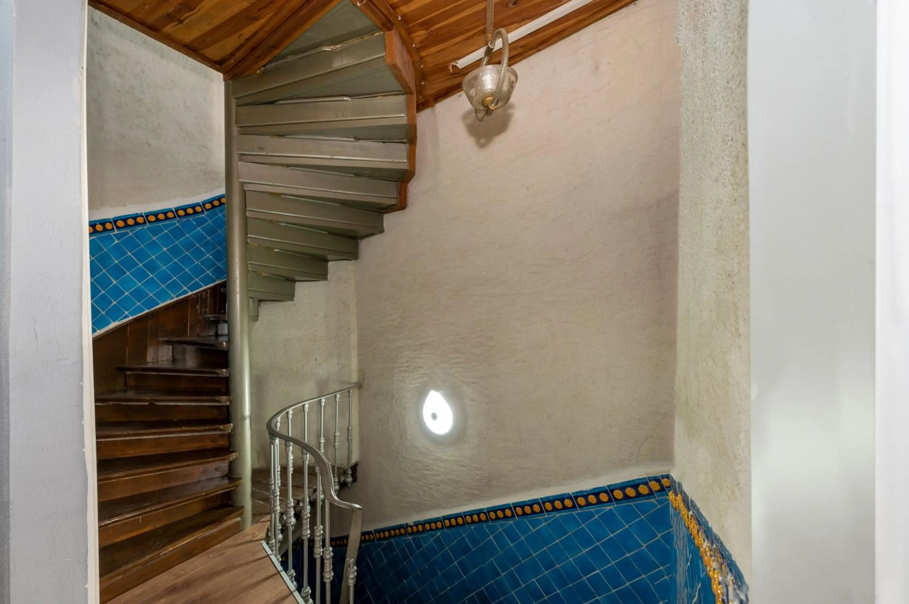 locker in Taksim Antique Hotel