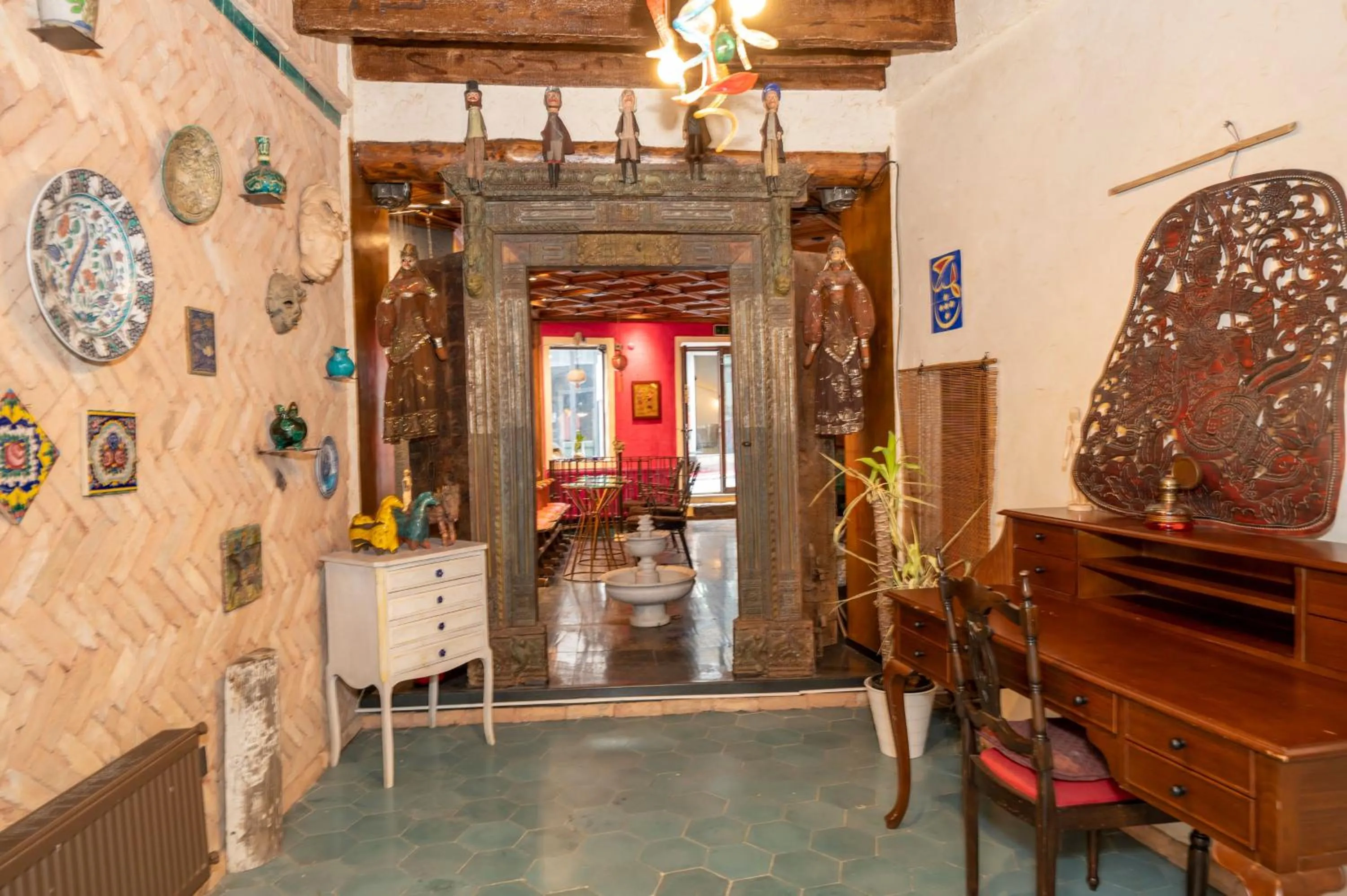 Coffee/tea facilities in Taksim Antique Hotel