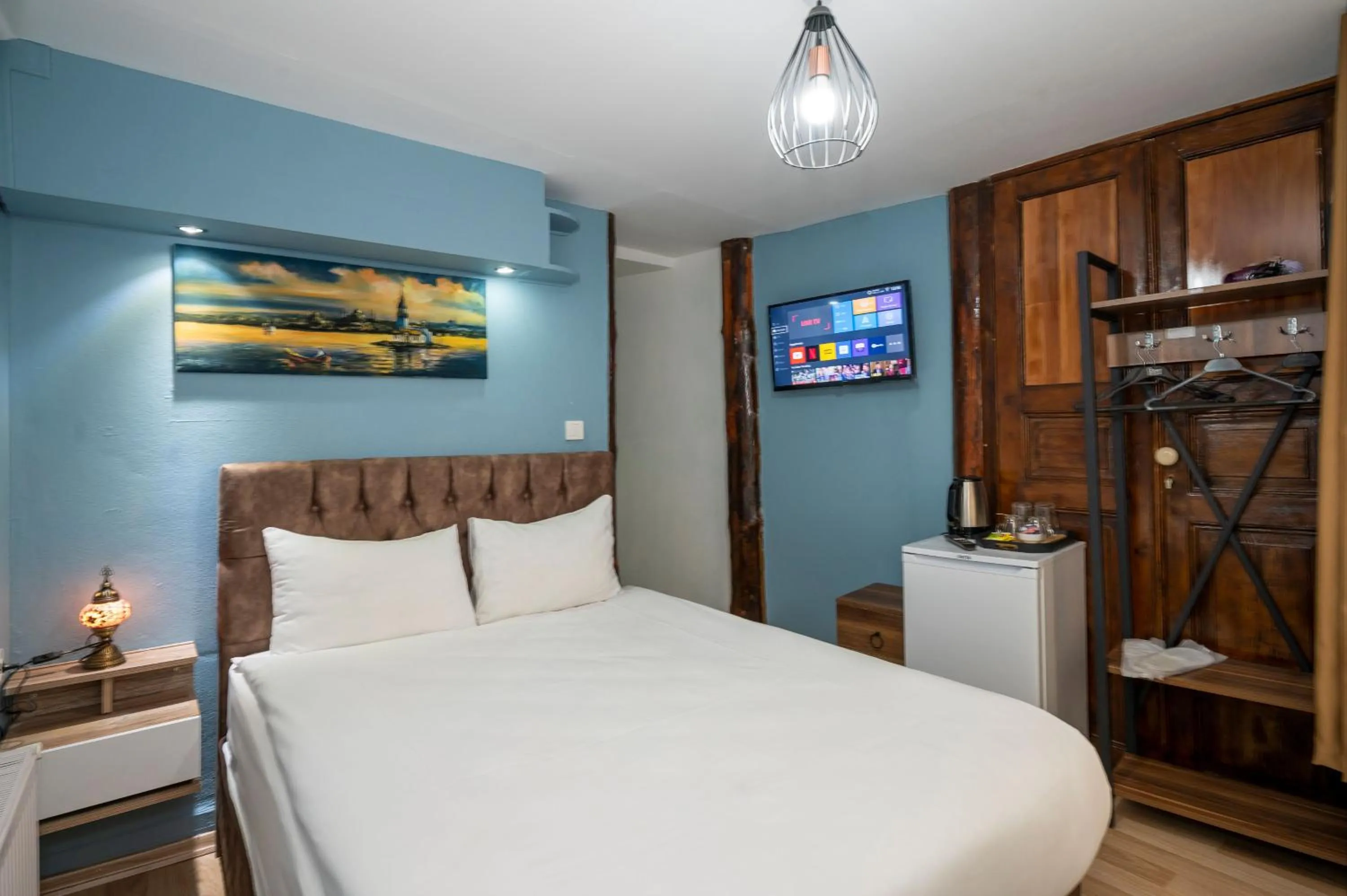 TV and multimedia, Bed in Taksim Antique Hotel