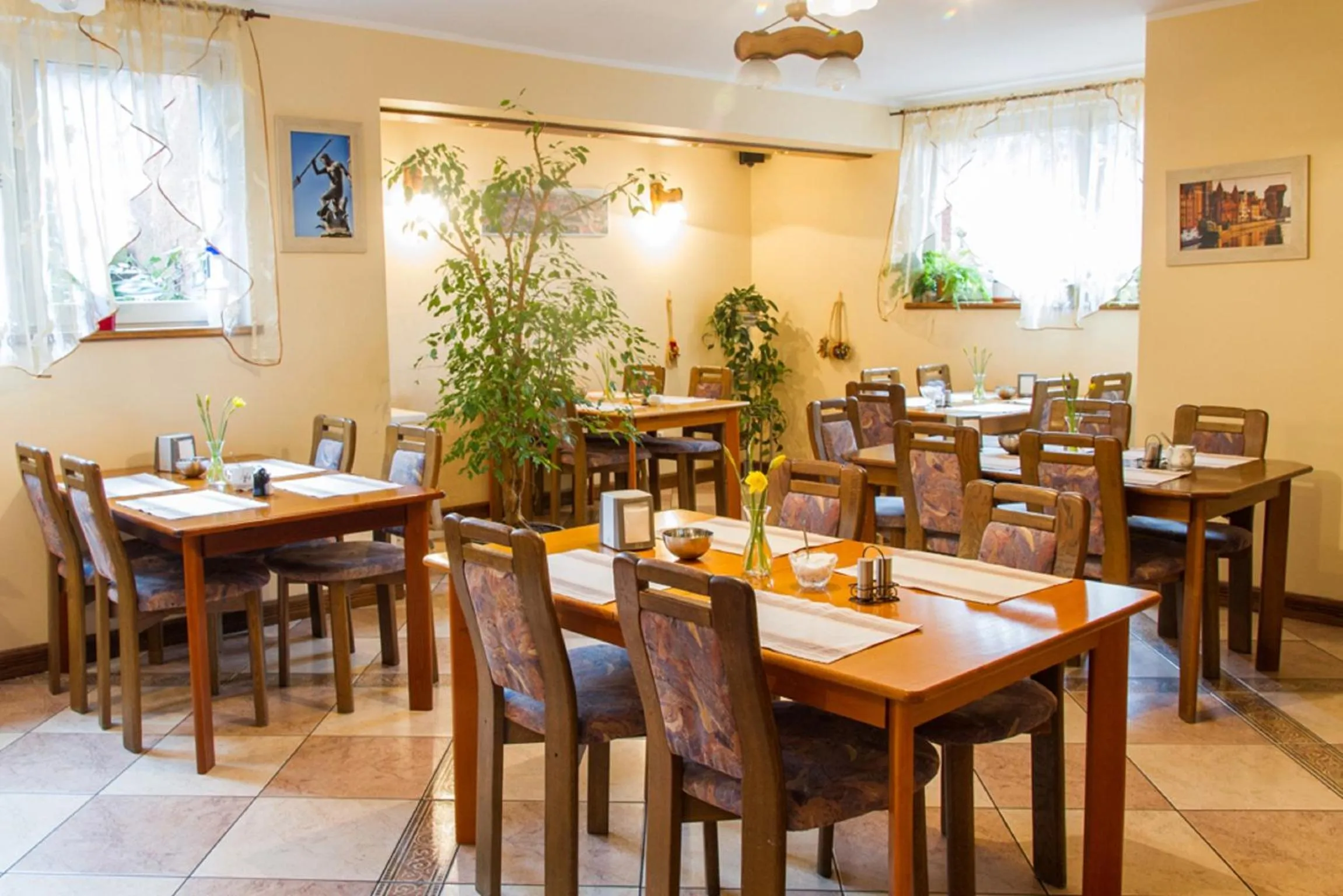 Buffet breakfast in Abak