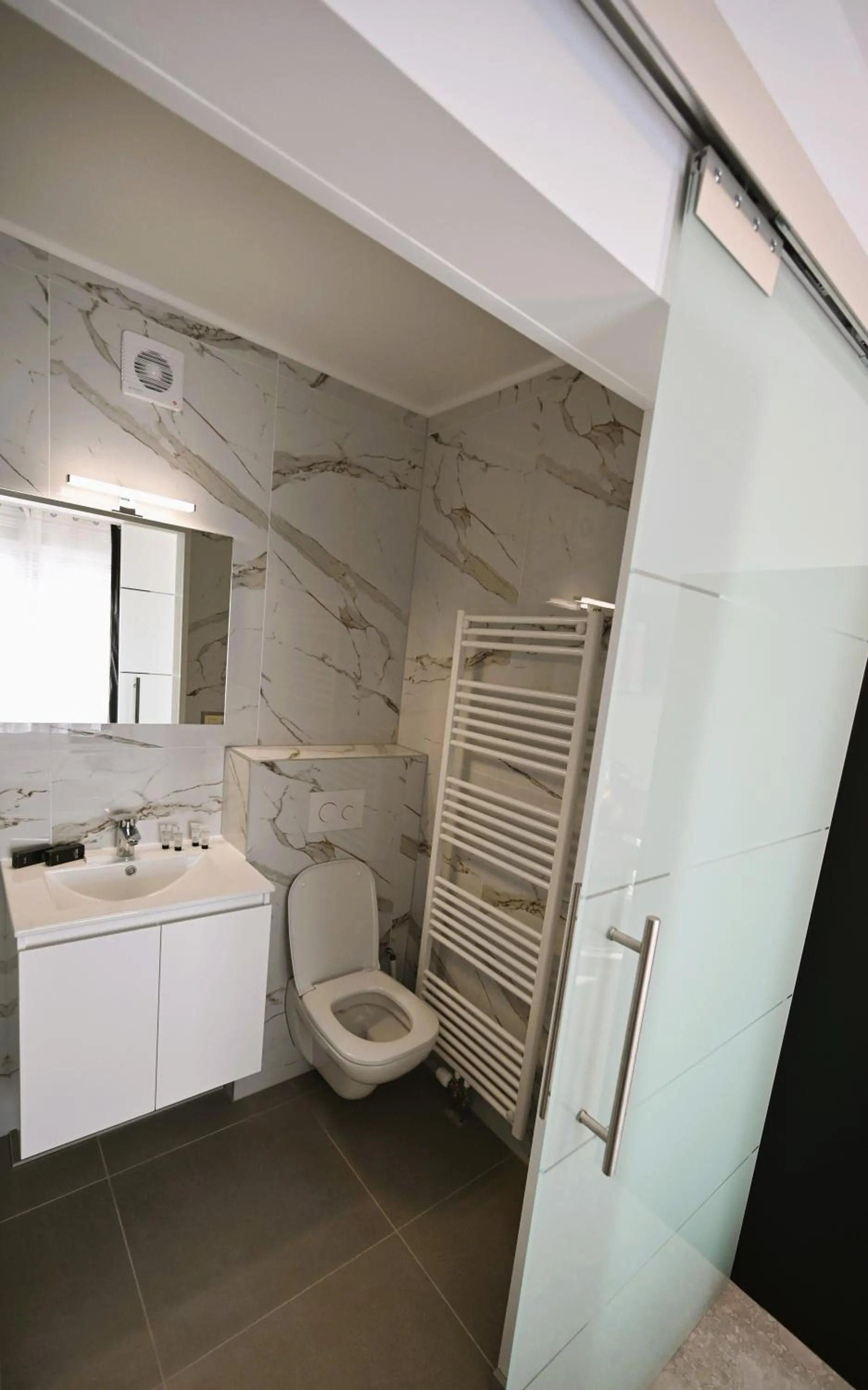 Toilet in Cesar Palace