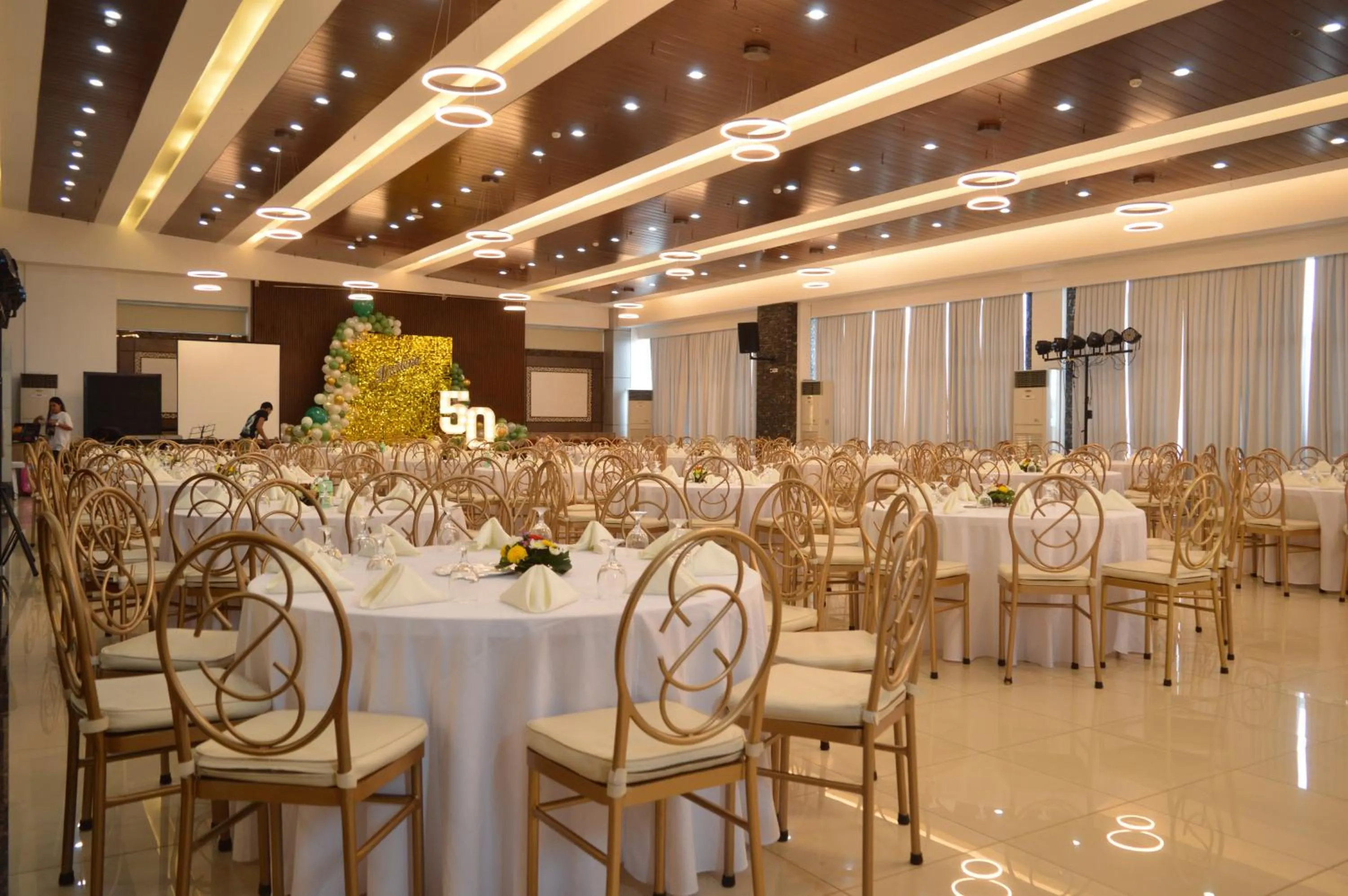 Banquet/Function facilities in Carlosta Hotel