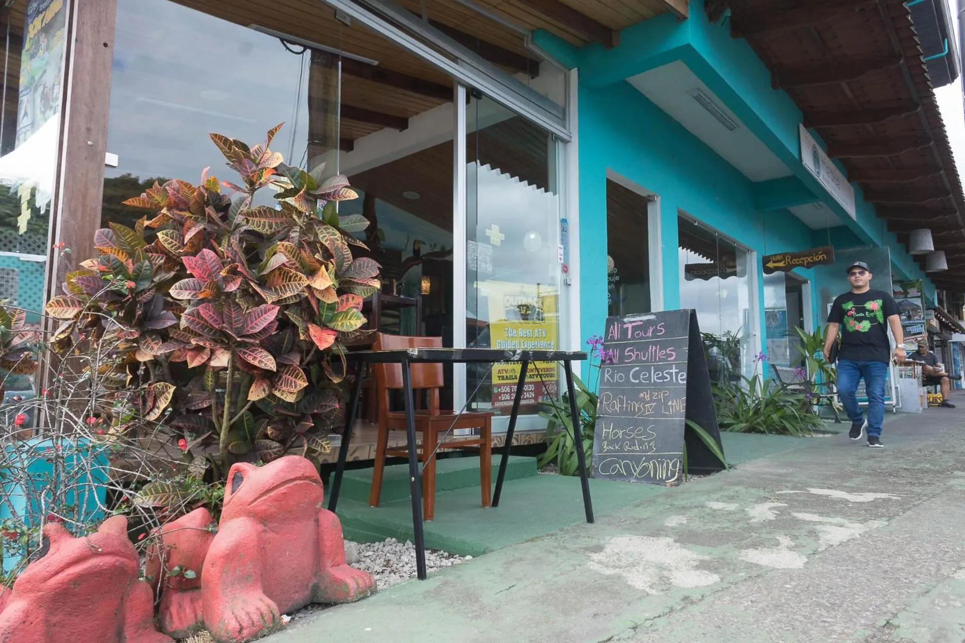 The Blue Suites & Spa